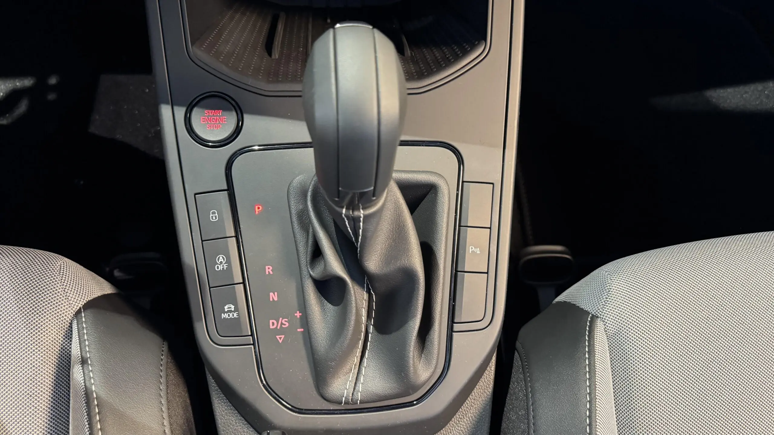 SEAT_IBIZA_LEVIER-DE-VITESSE