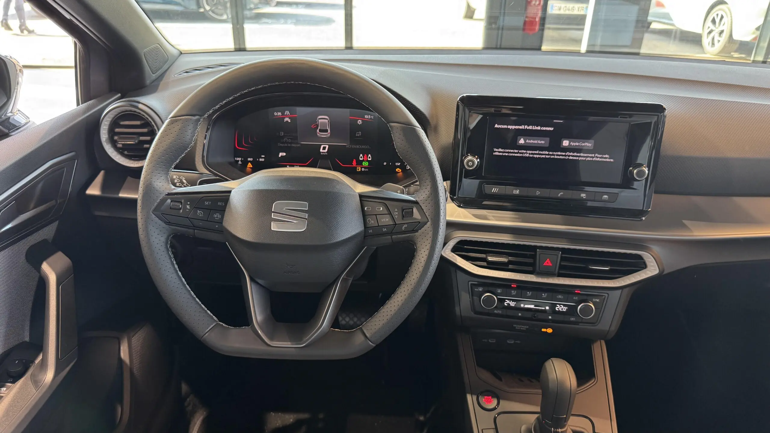 SEAT_IBIZA_POSTE-DE-PILOTAGE