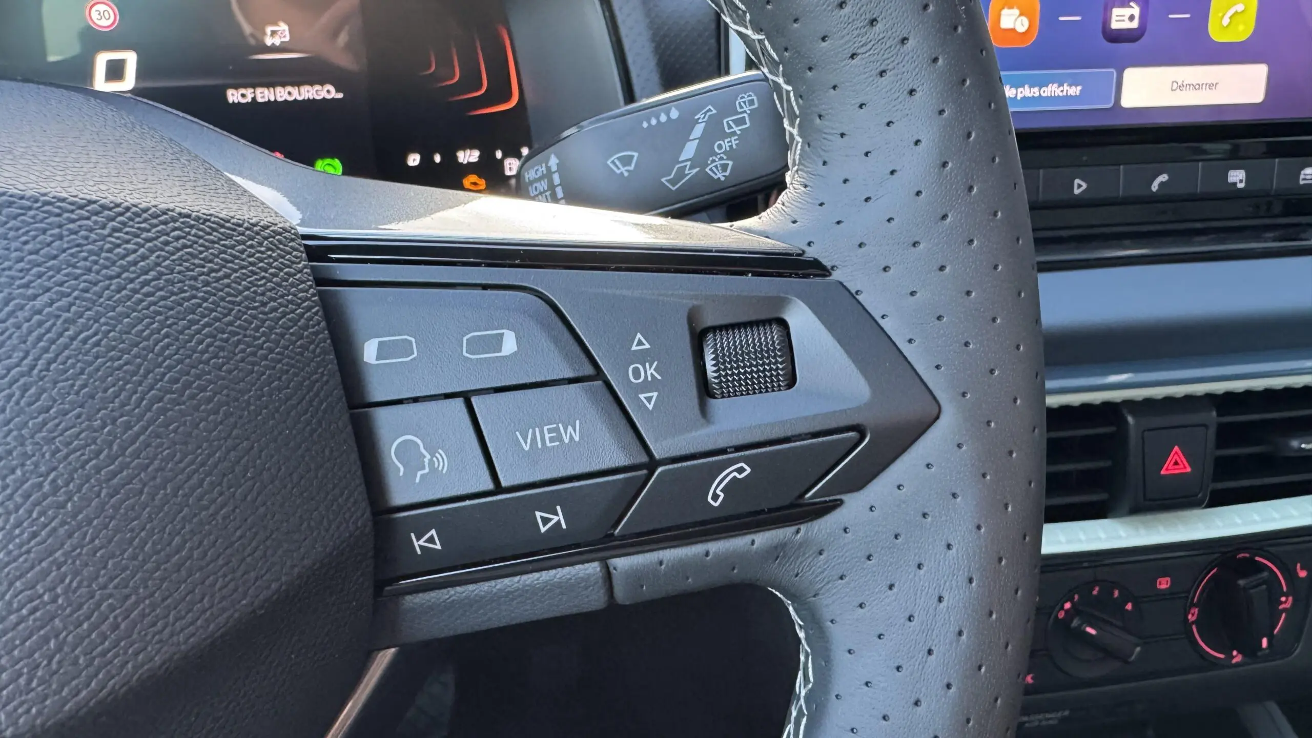 SEAT_IBIZA_SIEGE-AVANT-PASSAGER