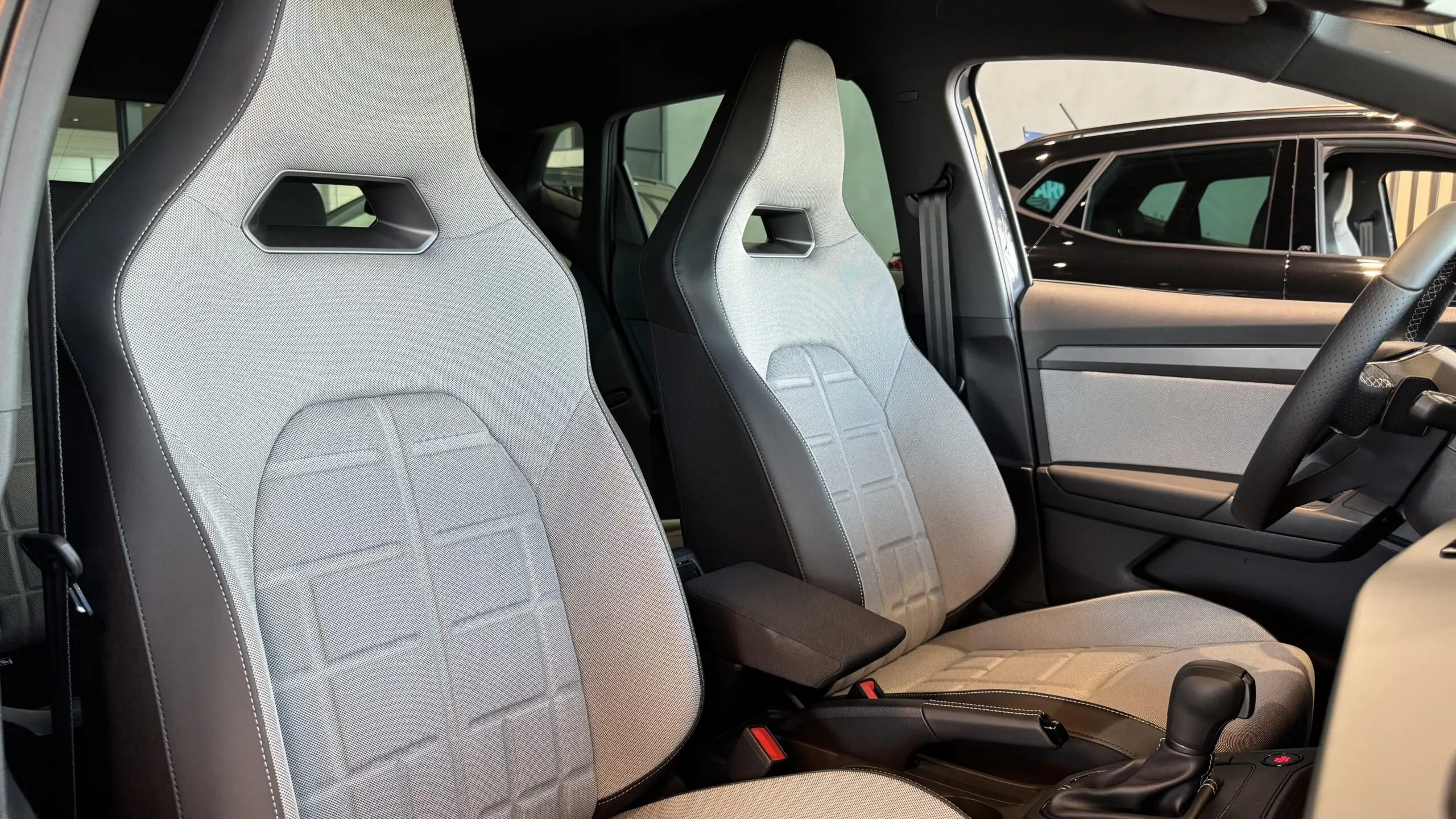 SEAT_IBIZA_SIEGE-CONDUCTEUR