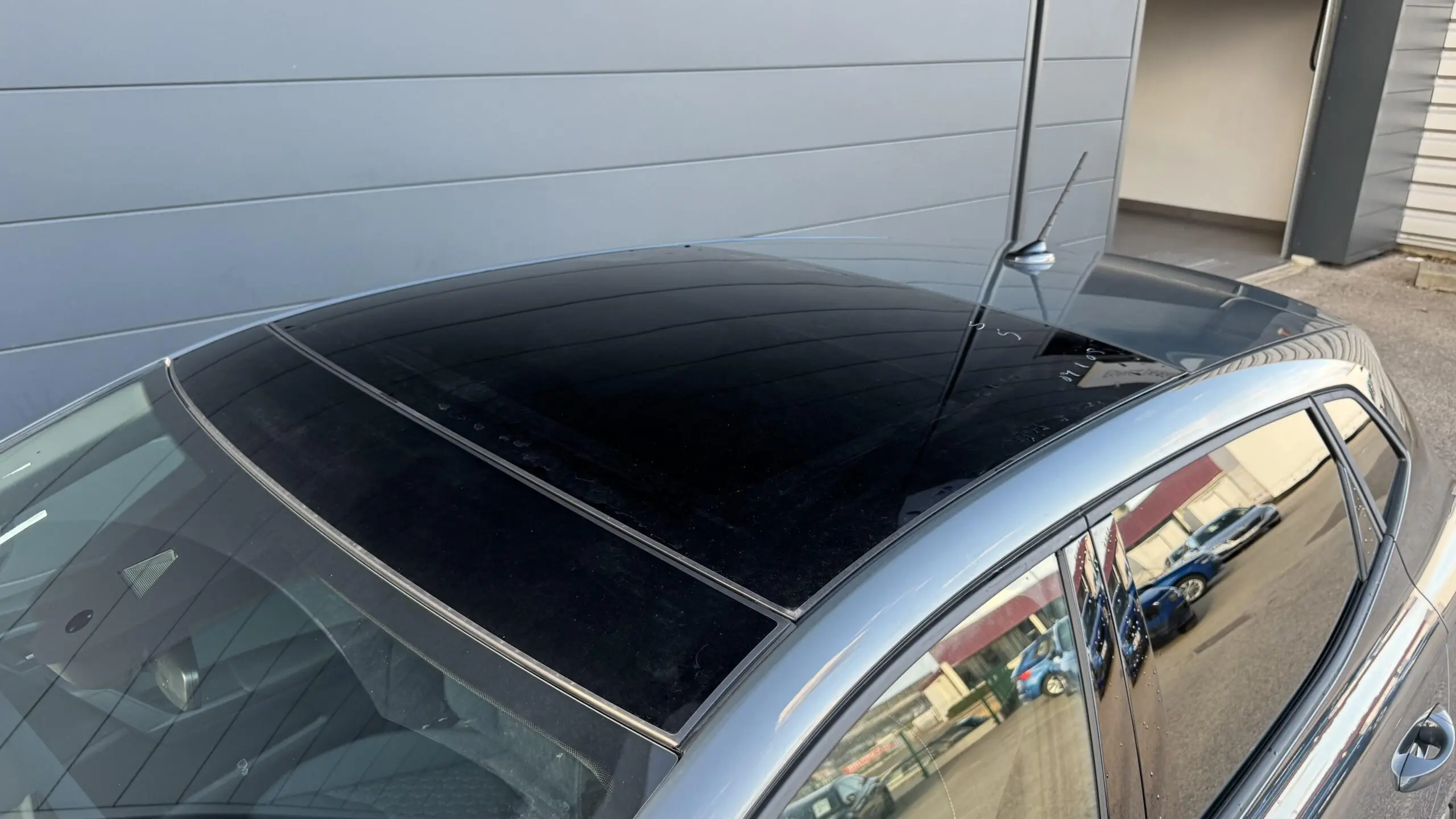 SEAT_IBIZA_TOIT-OUVRANT-PANORAMIQUE