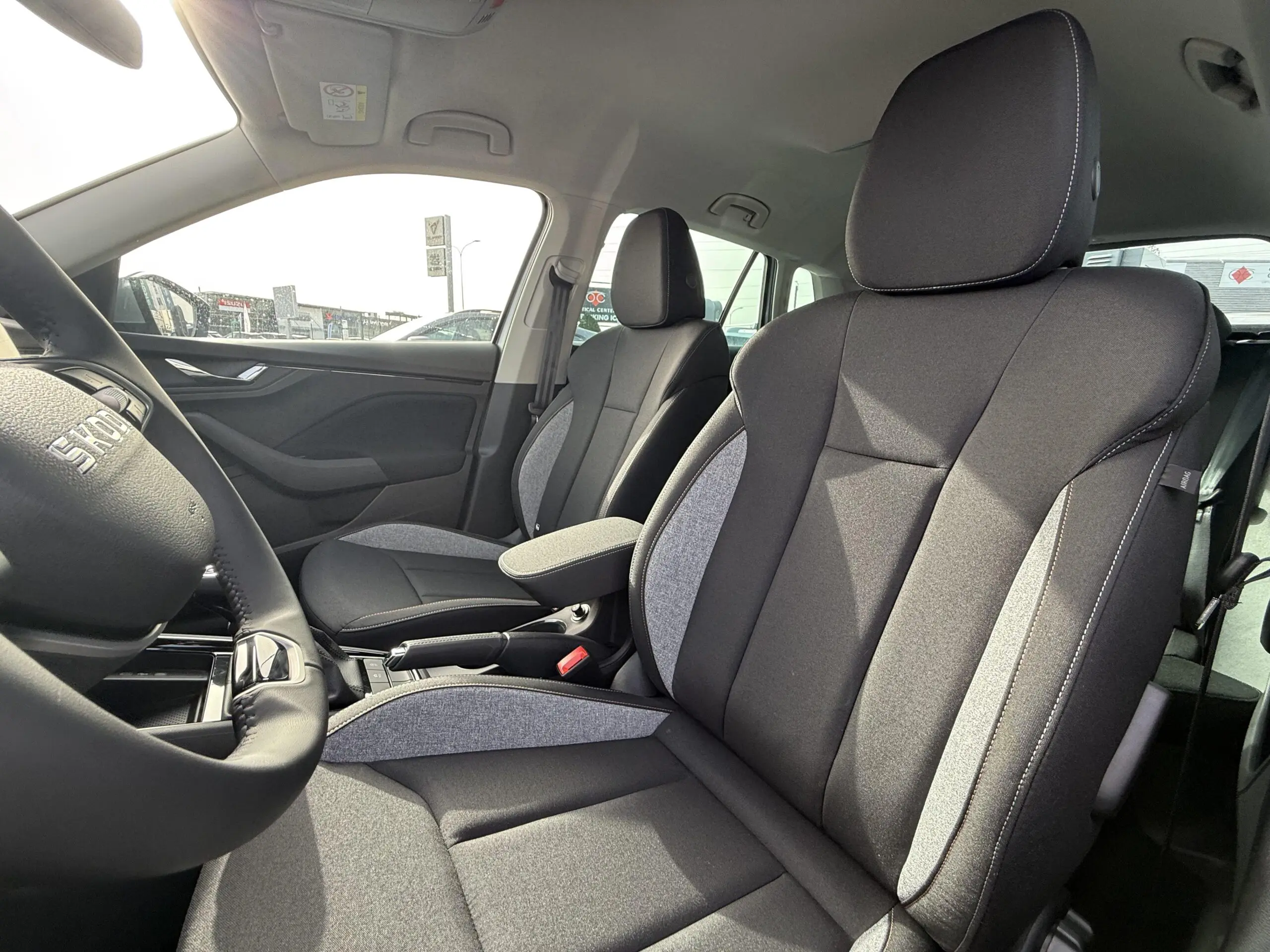 SKODA_KAMIQ_SIEGE-AVANT-PASSAGER