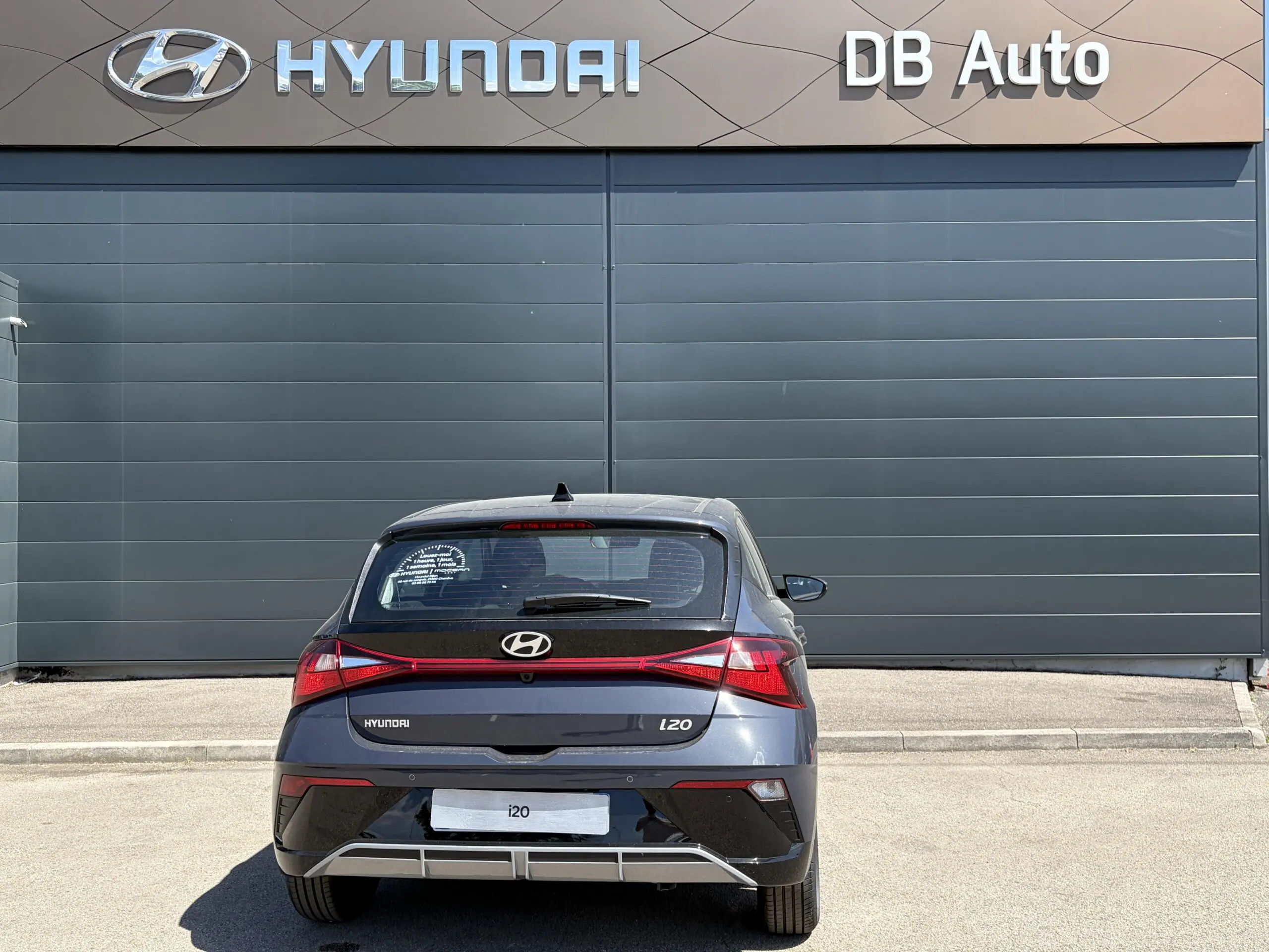 HYUNDAI_I20_34-ARRIERE-DROIT
