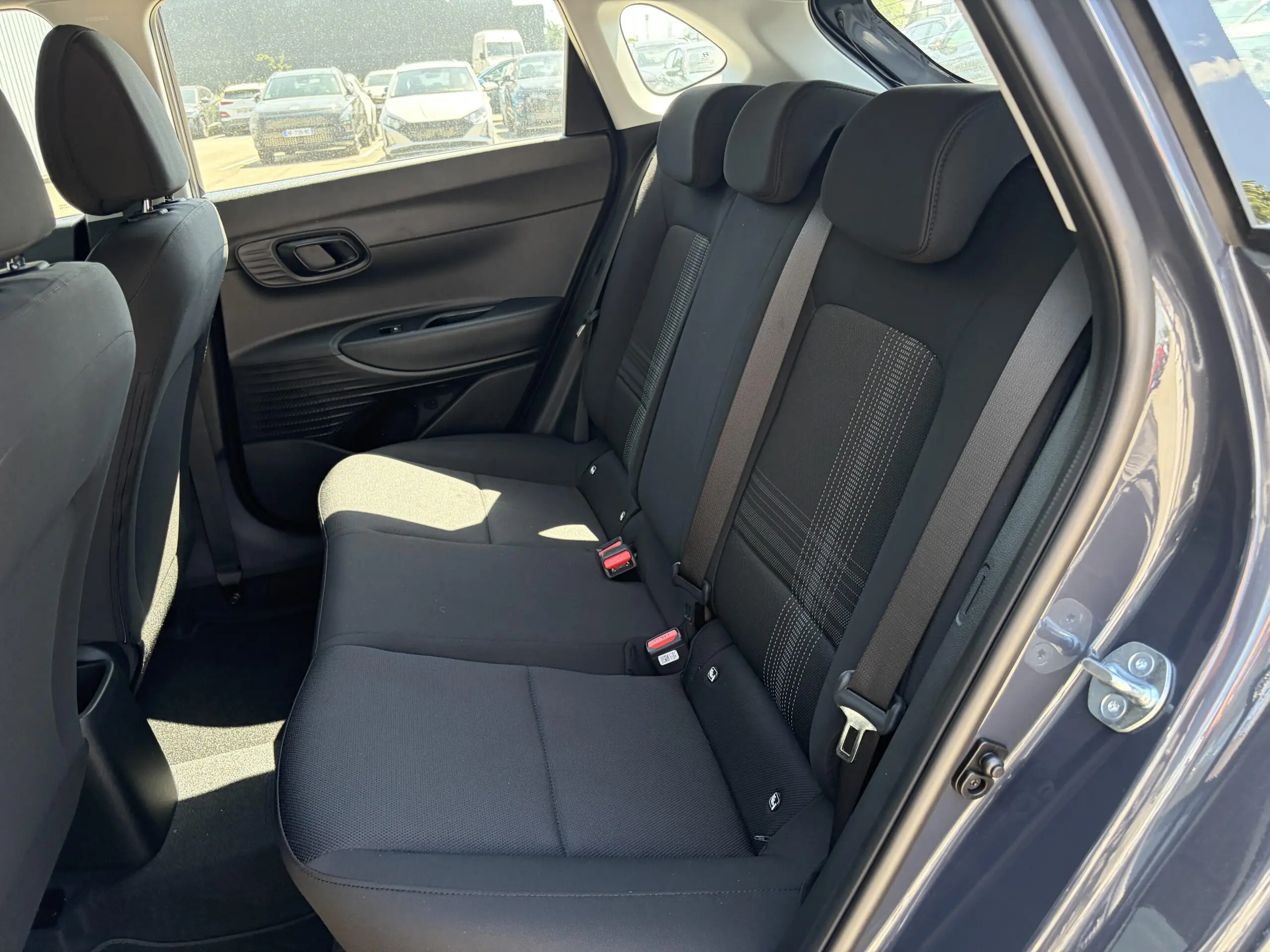 HYUNDAI_I20_SIEGE-ARRIERE-GAUCHE