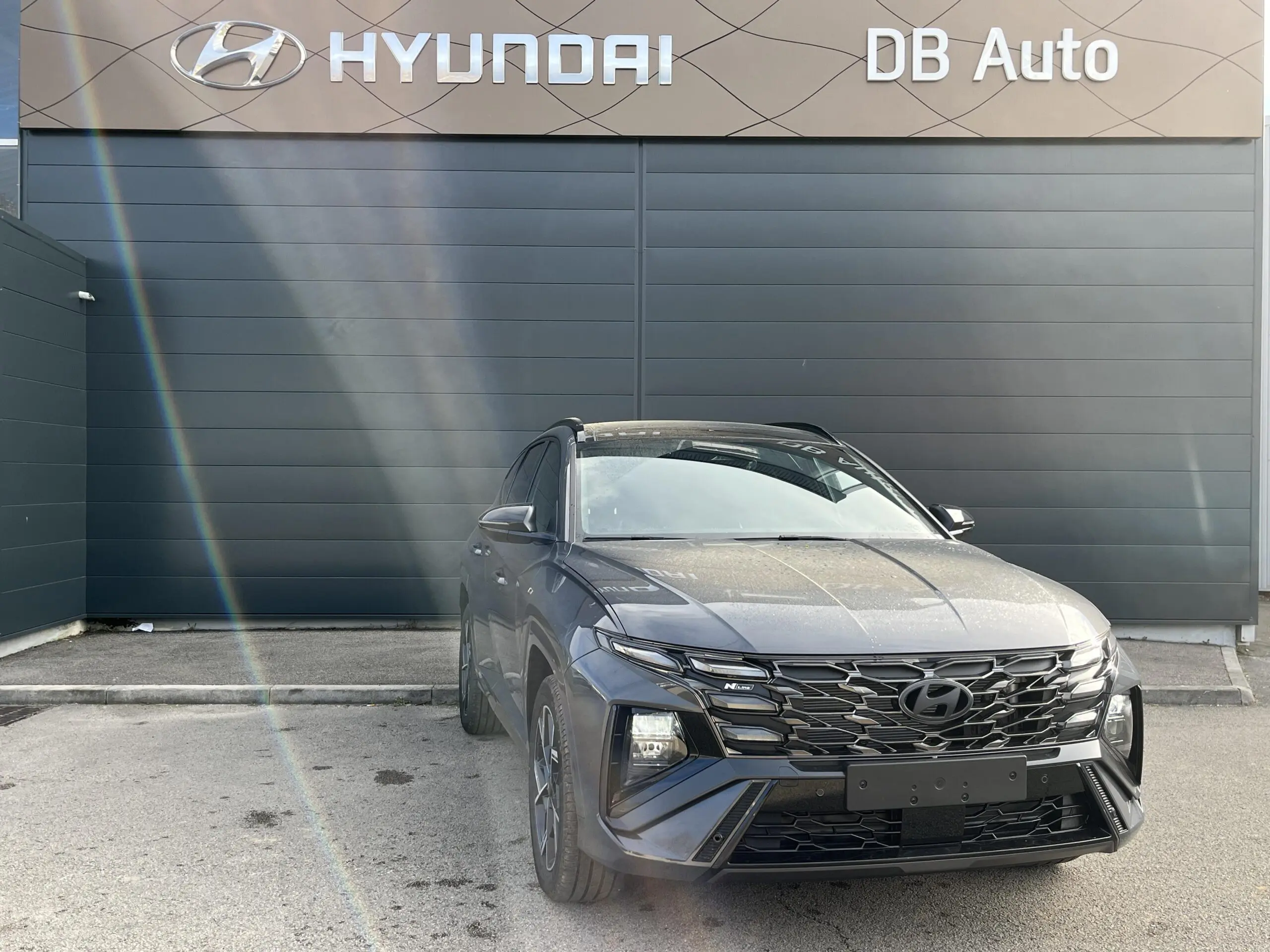 HYUNDAI_TUCSON_34-AVANT-DROIT