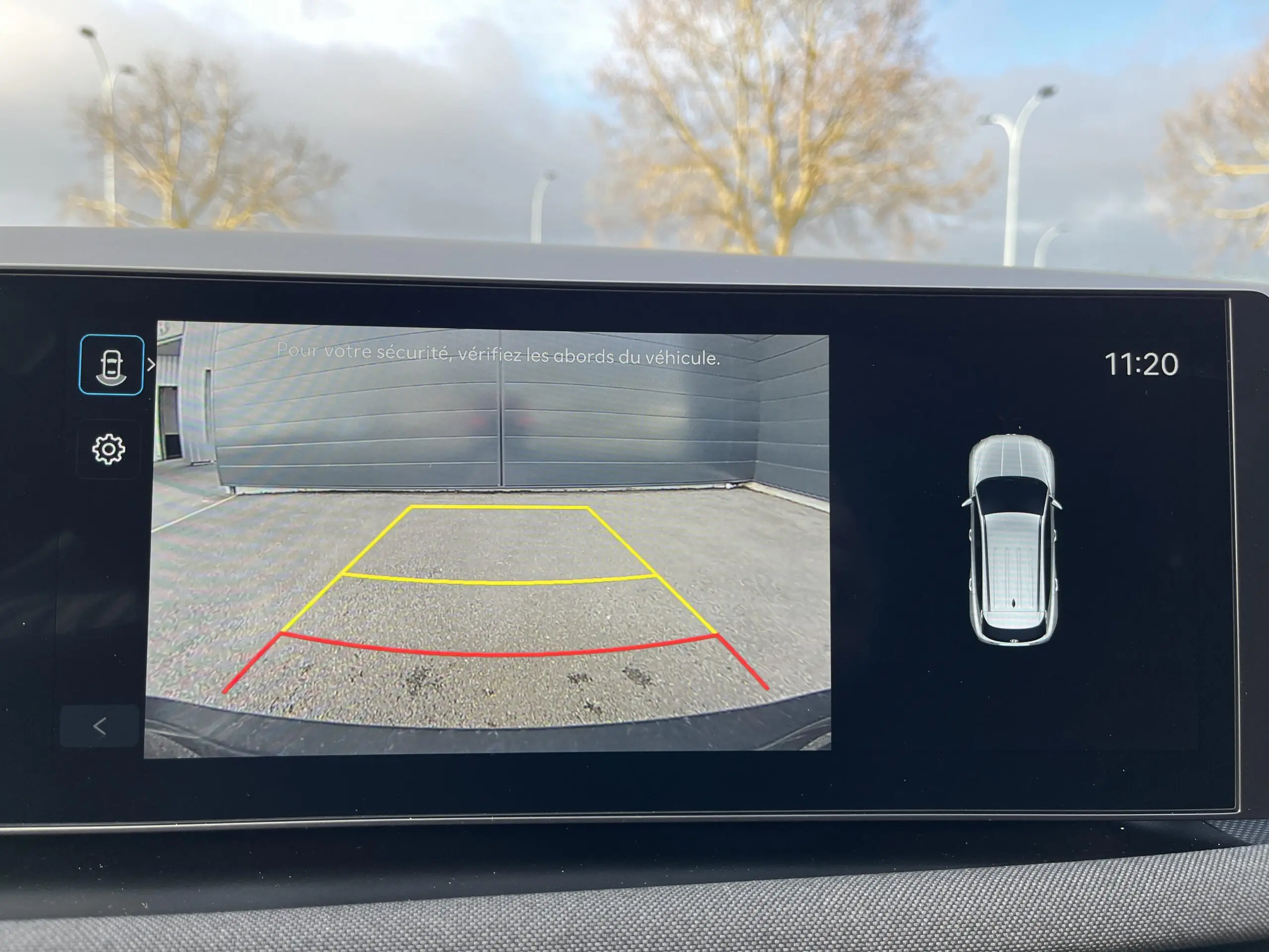 HYUNDAI_TUCSON_CONSOLE-CENTRALE-CAMERA-DE-RECUL