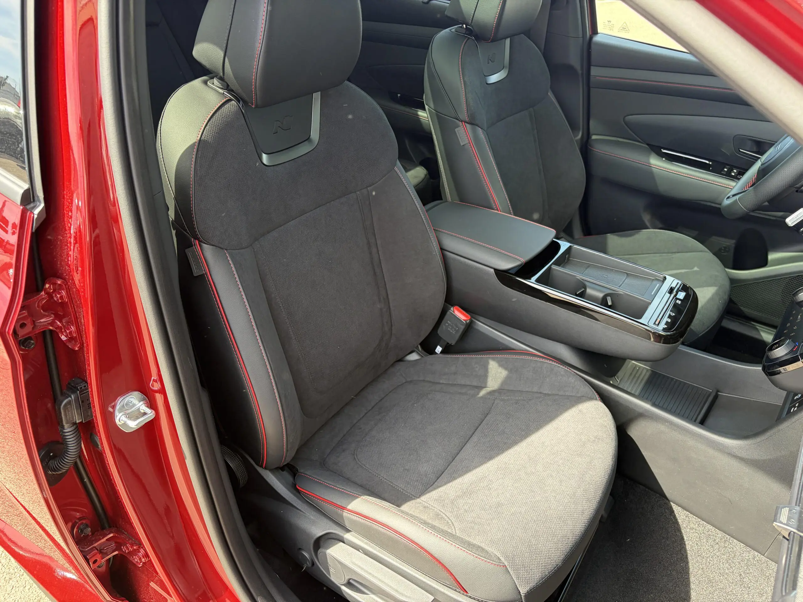 HYUNDAI_TUCSON_SIEGE-AVANT-PASSAGER