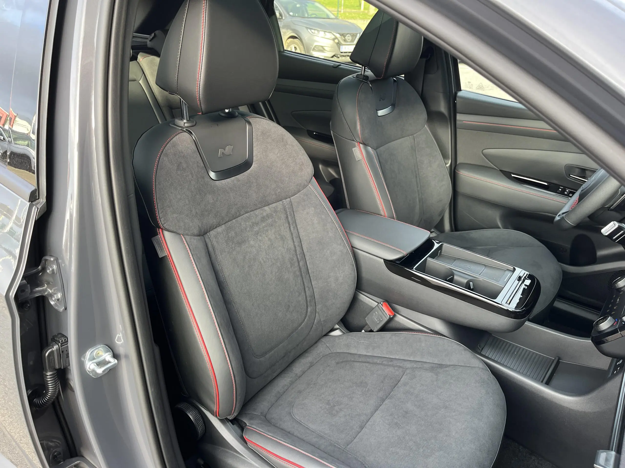 HYUNDAI_TUCSON_SIEGE-AVANT-PASSAGER