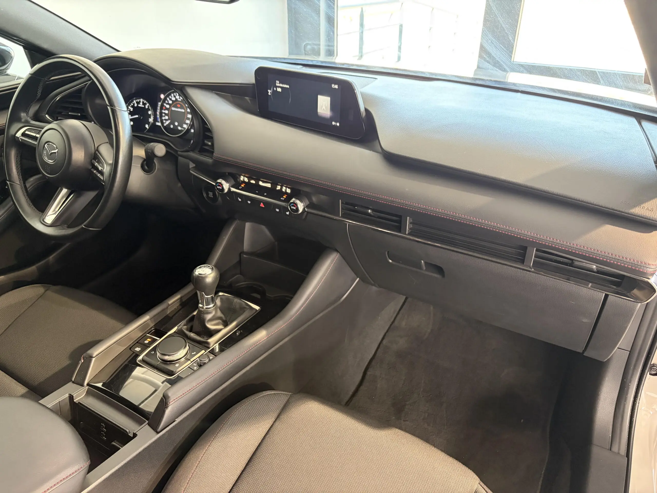 MAZDA_MAZDA3-5-PORTES-2024_INTERIEUR-PASSAGER