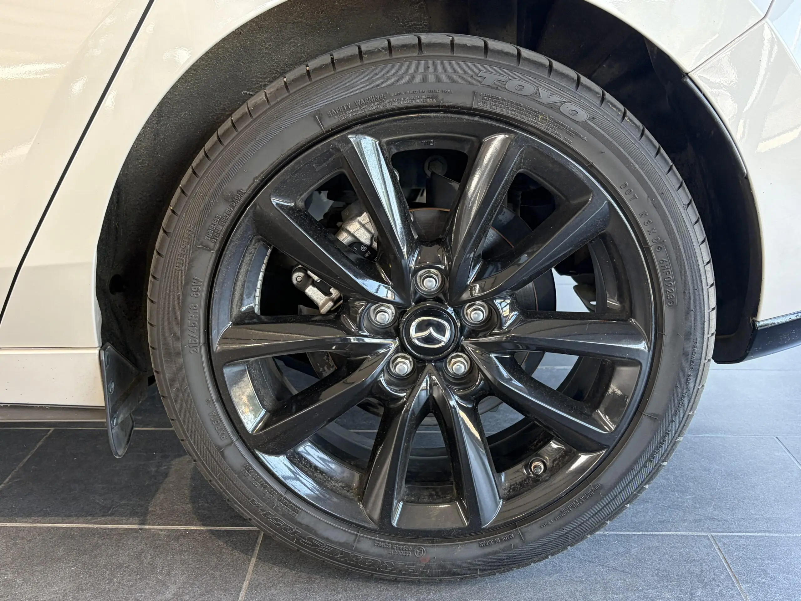 MAZDA_MAZDA3-5-PORTES-2024_JANTE