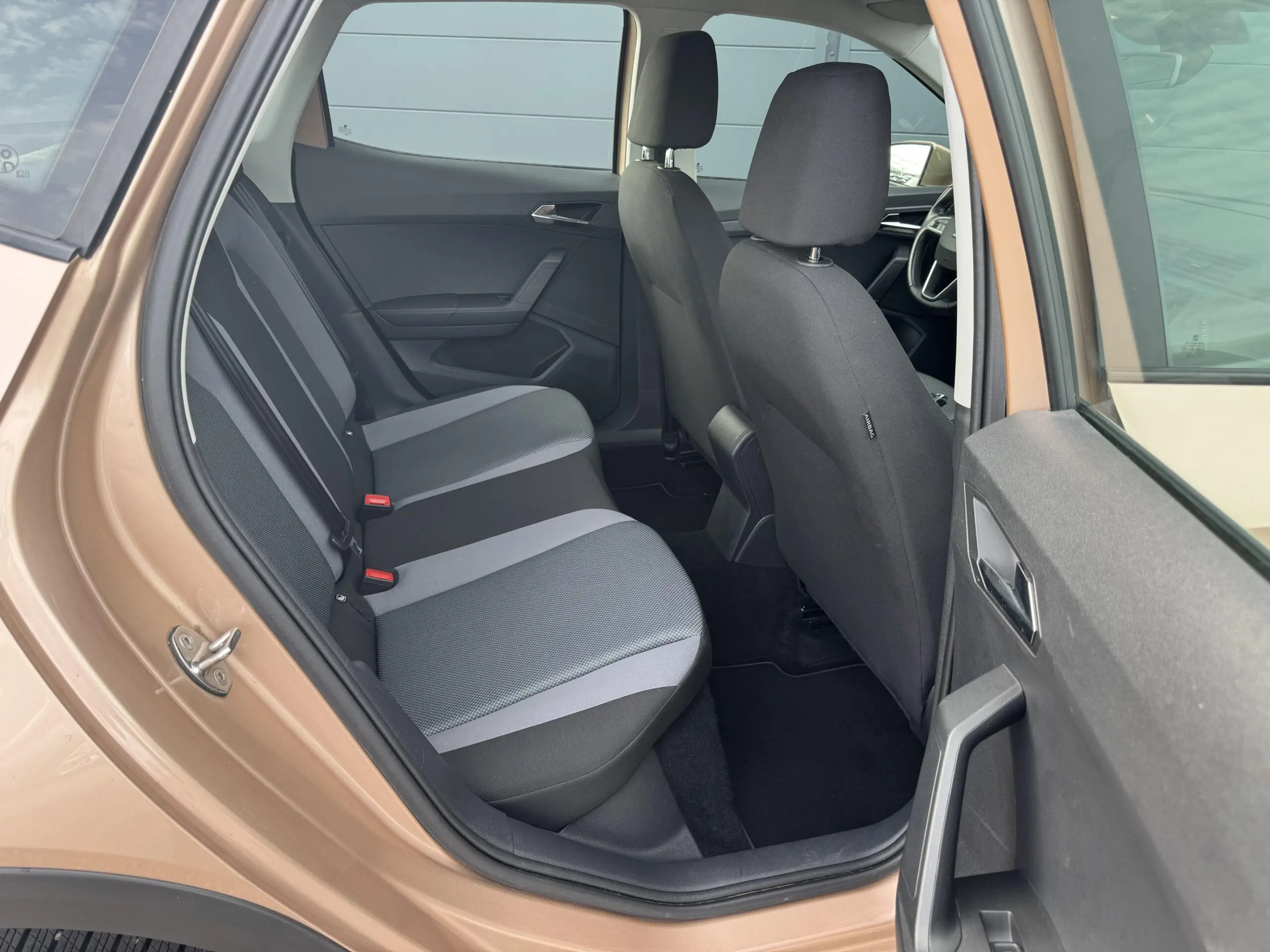 SEAT_ARONA