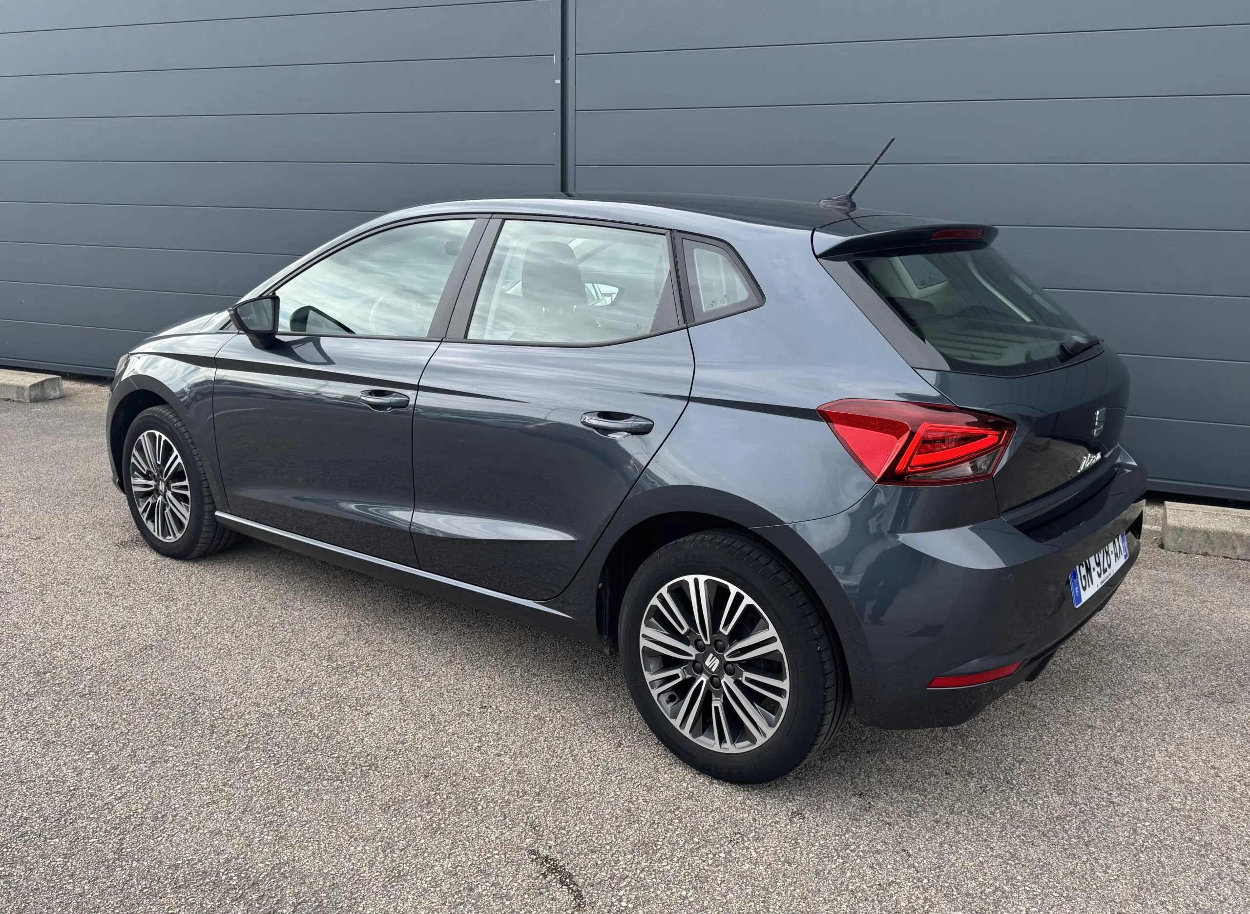 SEAT_IBIZA