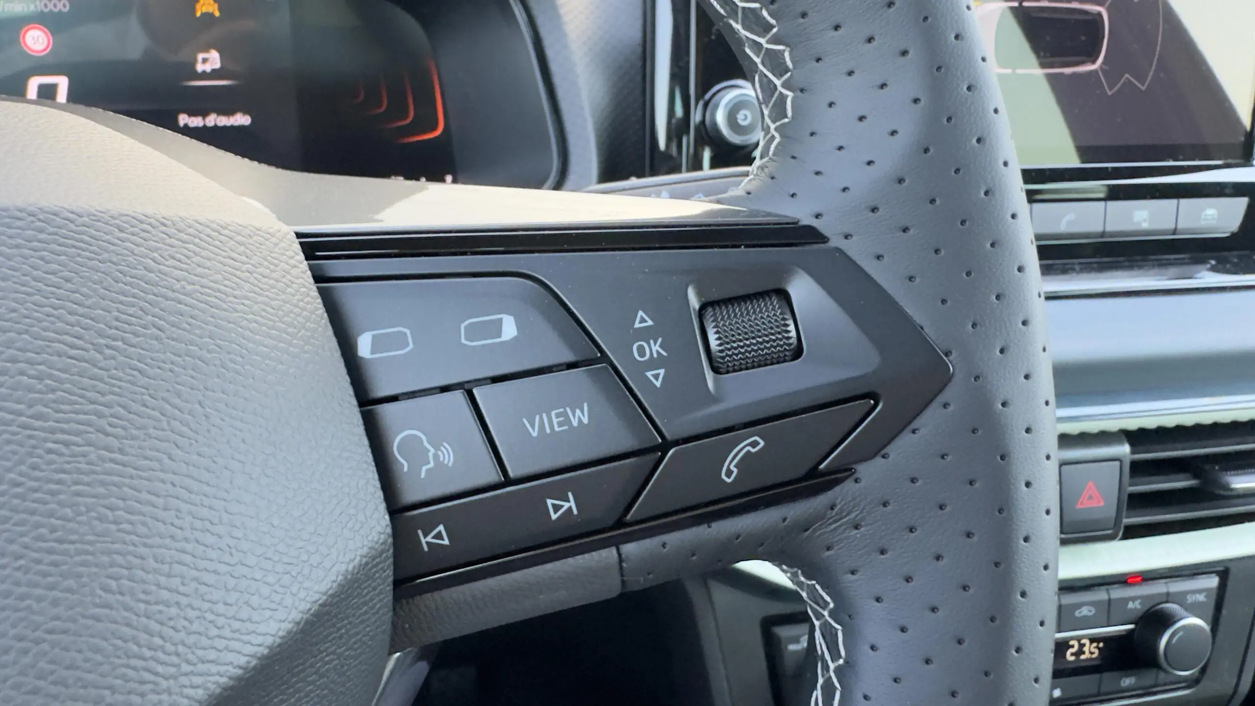 SEAT_ARONA_SIEGE-AVANT-PASSAGER