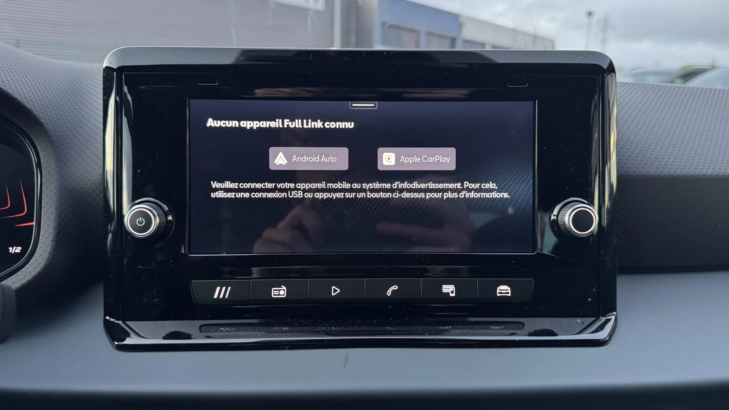 SEAT_IBIZA_CONSOLE-CENTRALE-GPS