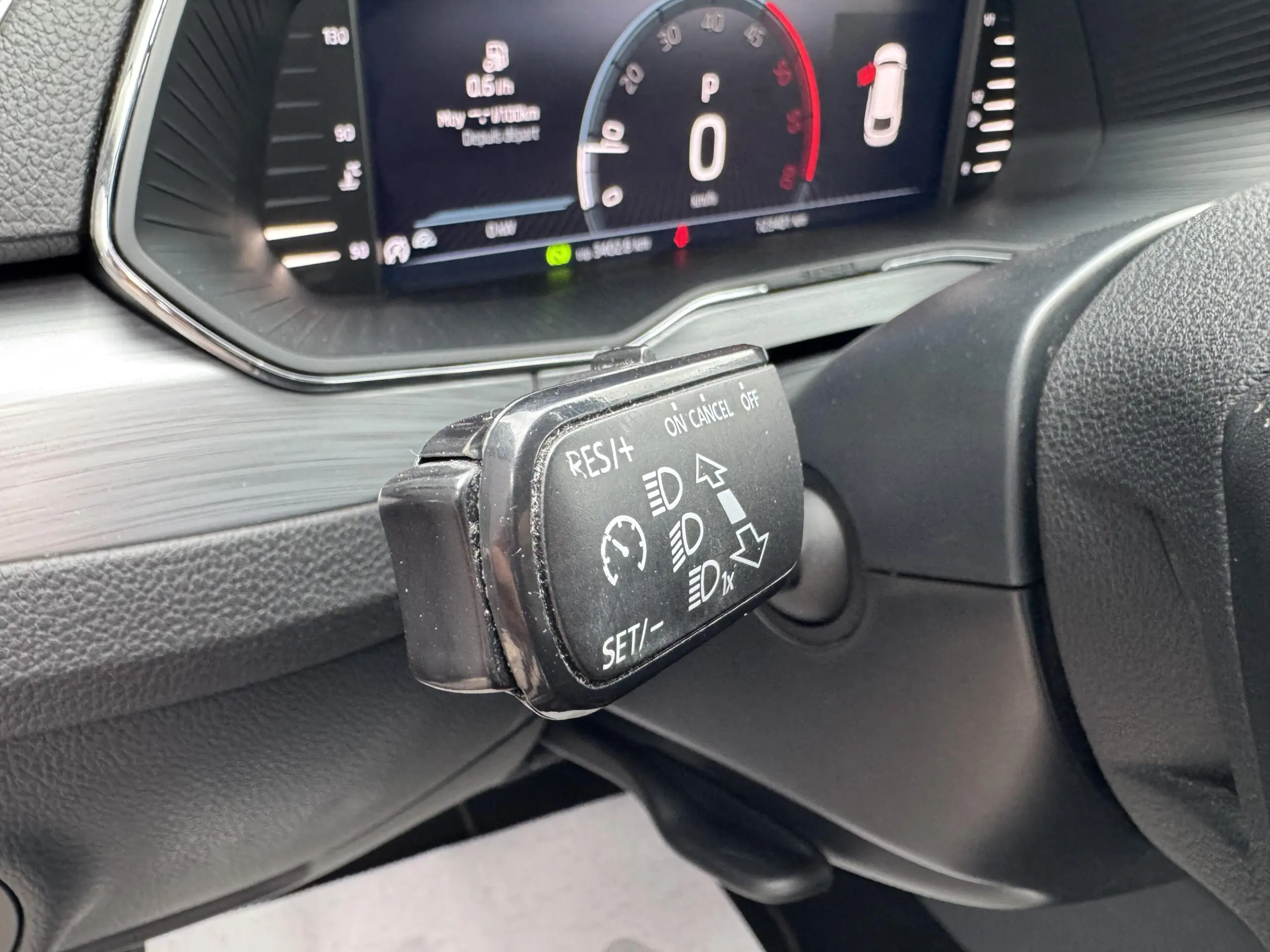 SKODA_SUPERB-COMBI