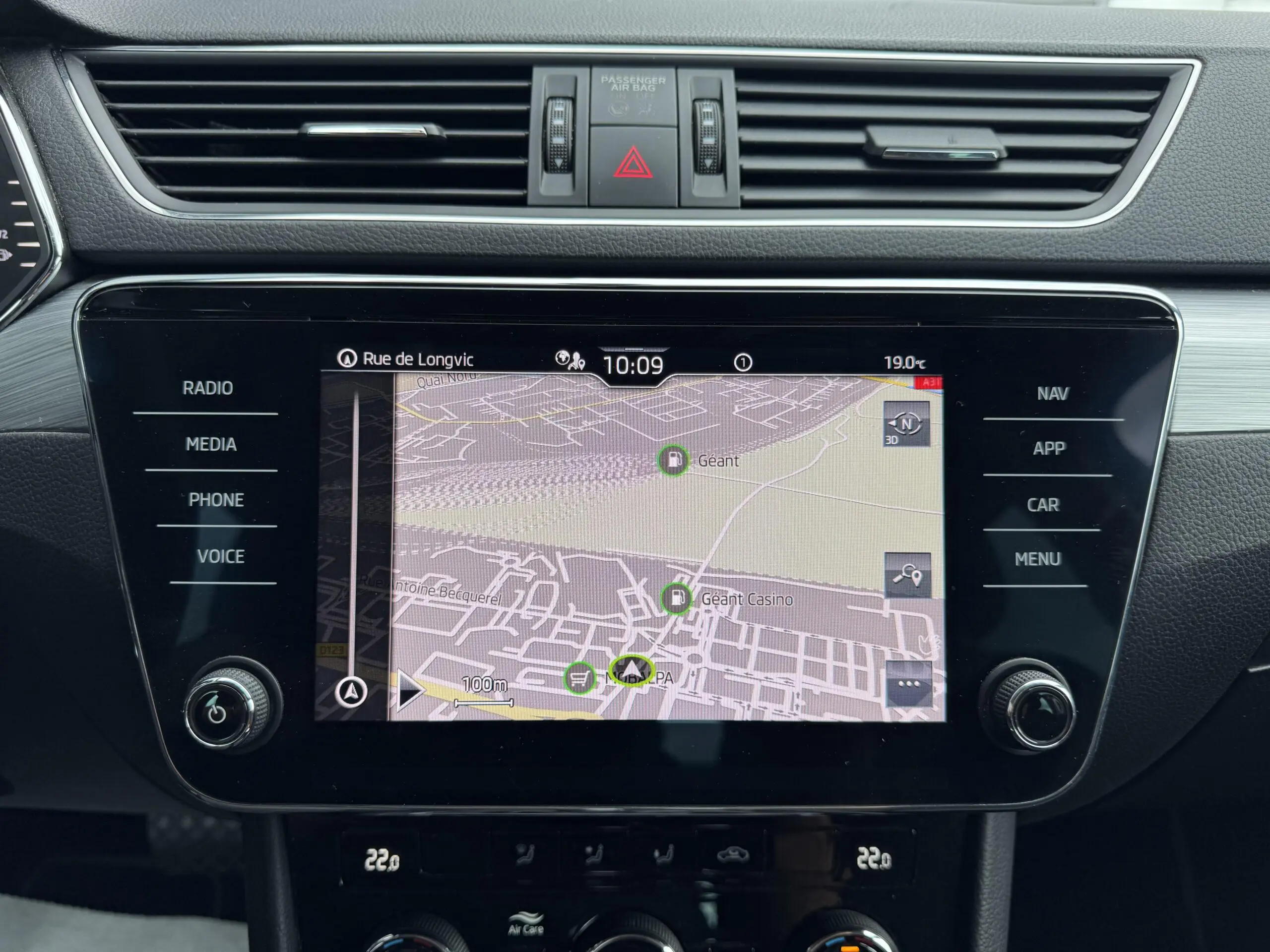 SKODA_SUPERB-COMBI