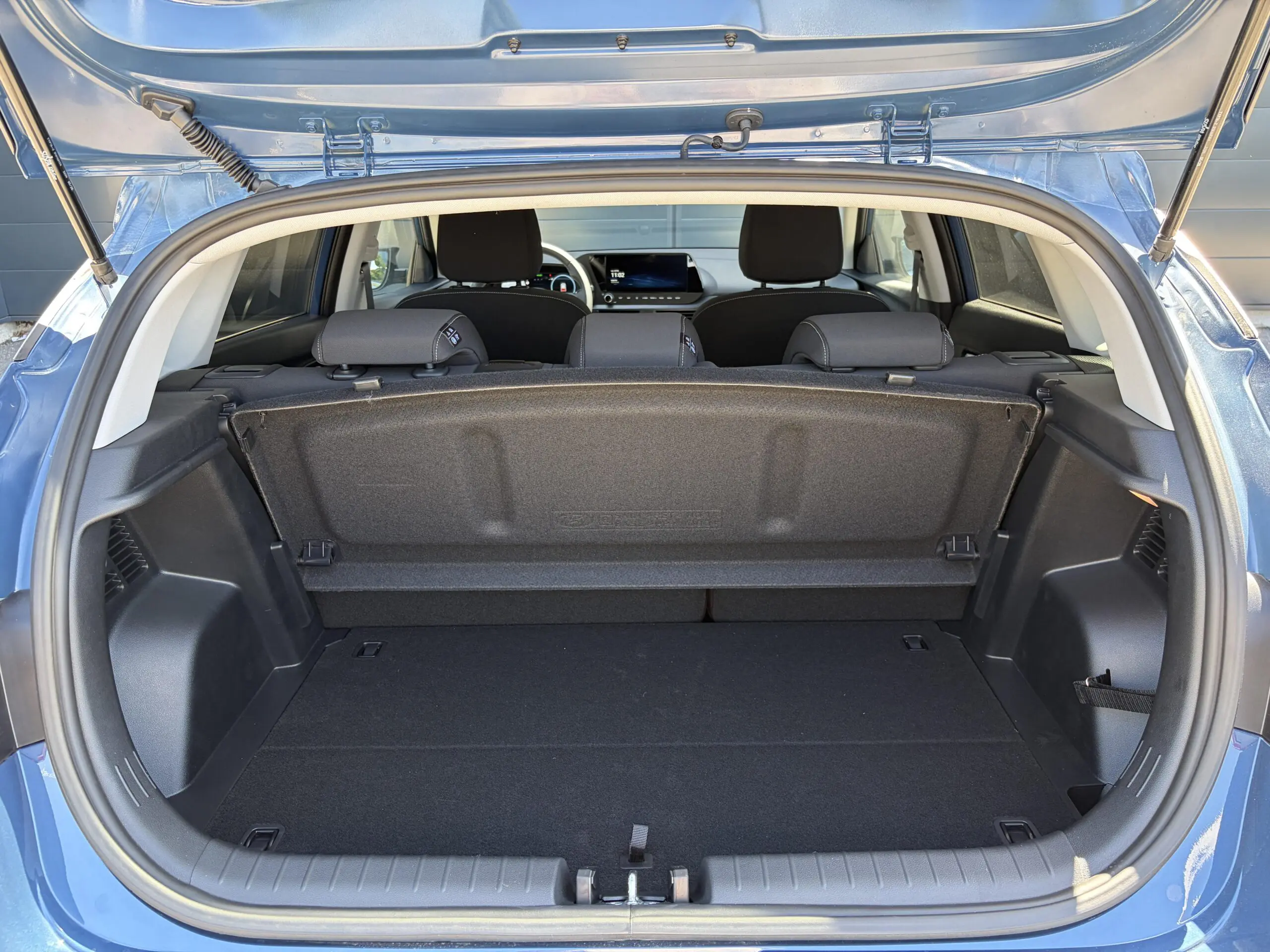 HYUNDAI_I20_COFFRE