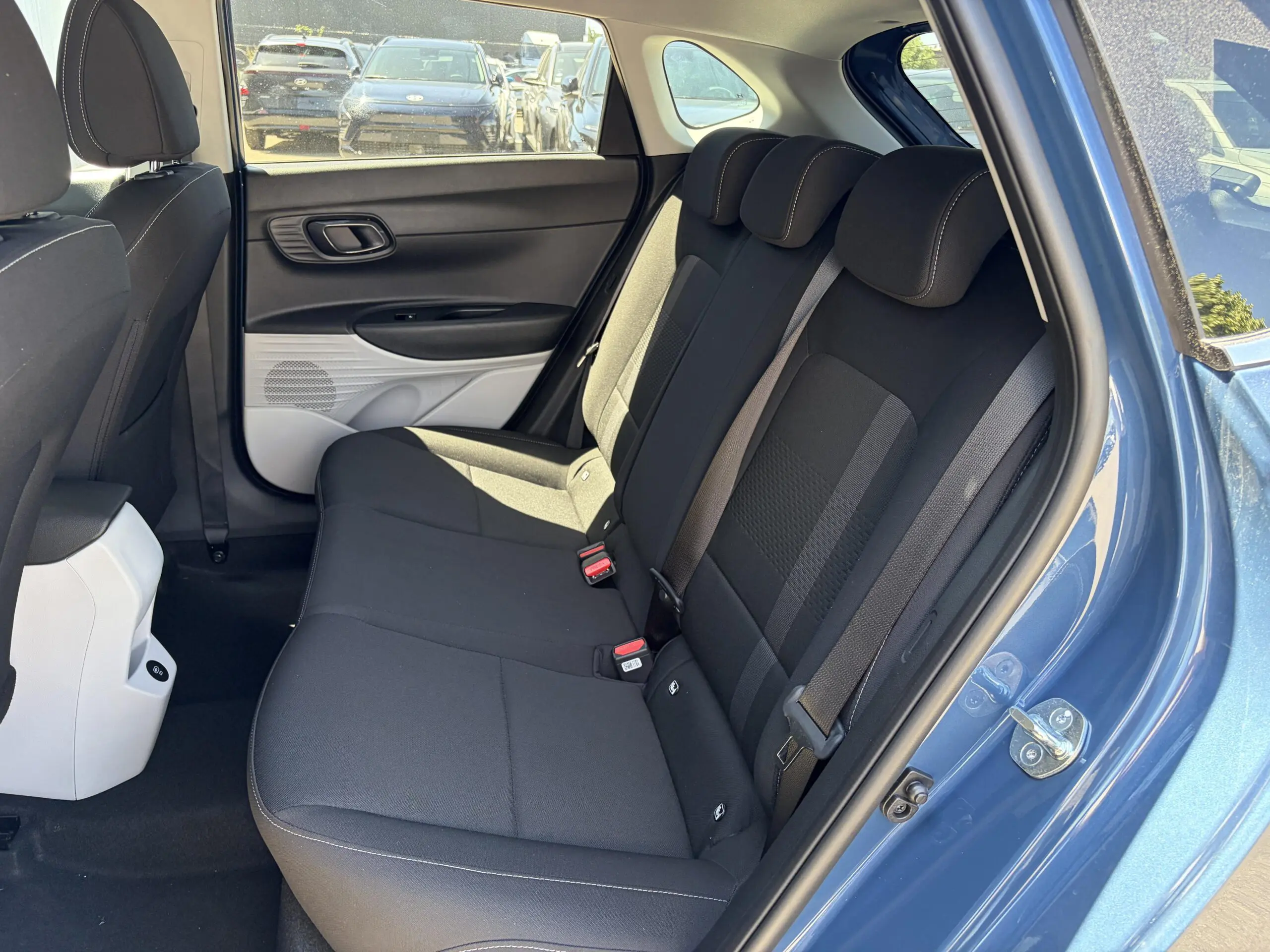 HYUNDAI_I20_SIEGE-ARRIERE-GAUCHE