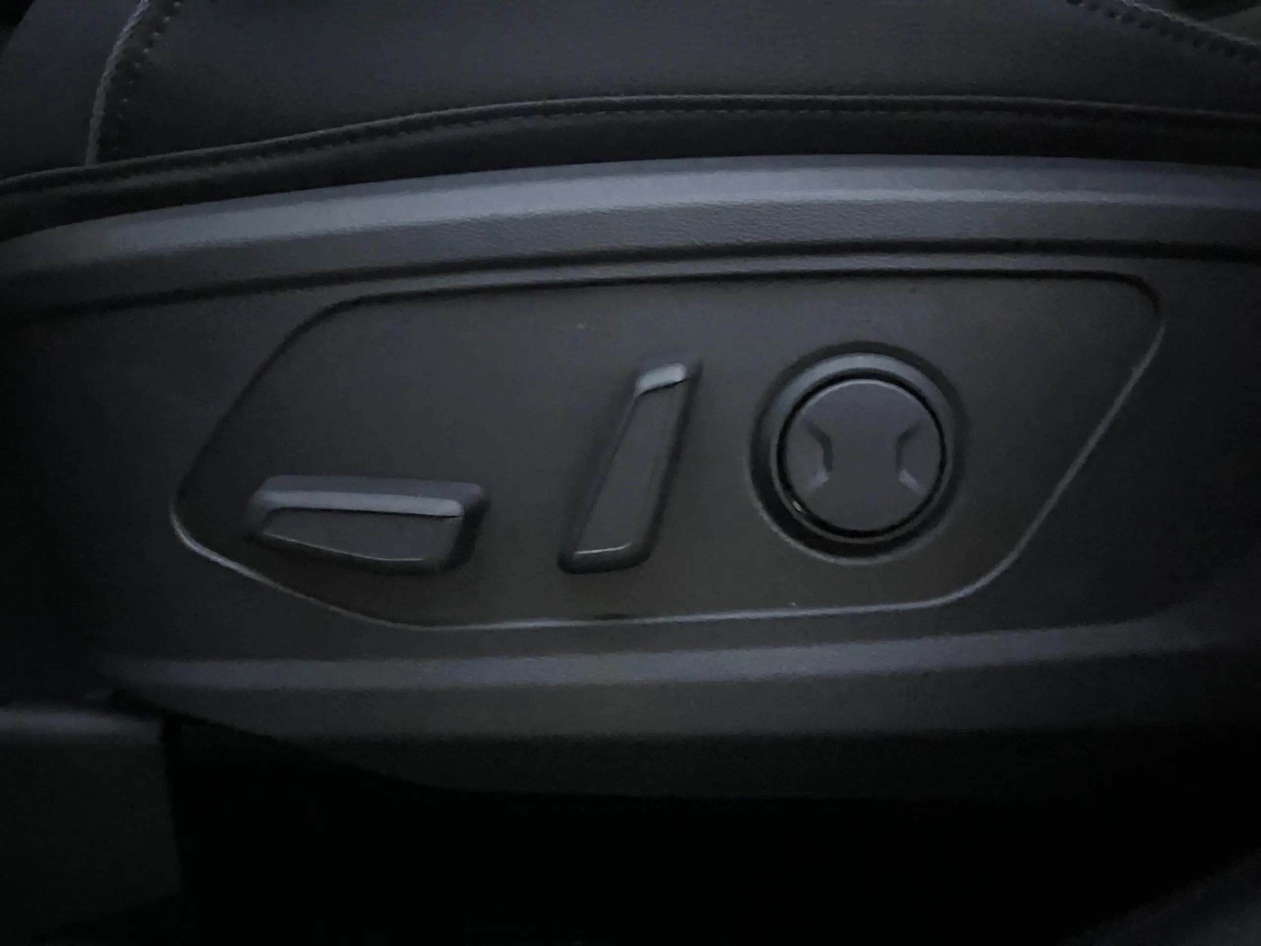 HYUNDAI_TUCSON