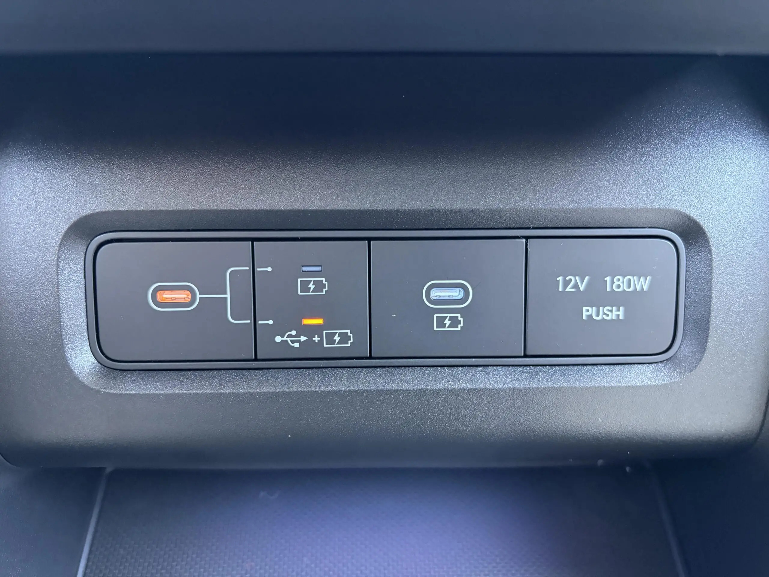 HYUNDAI_TUCSON