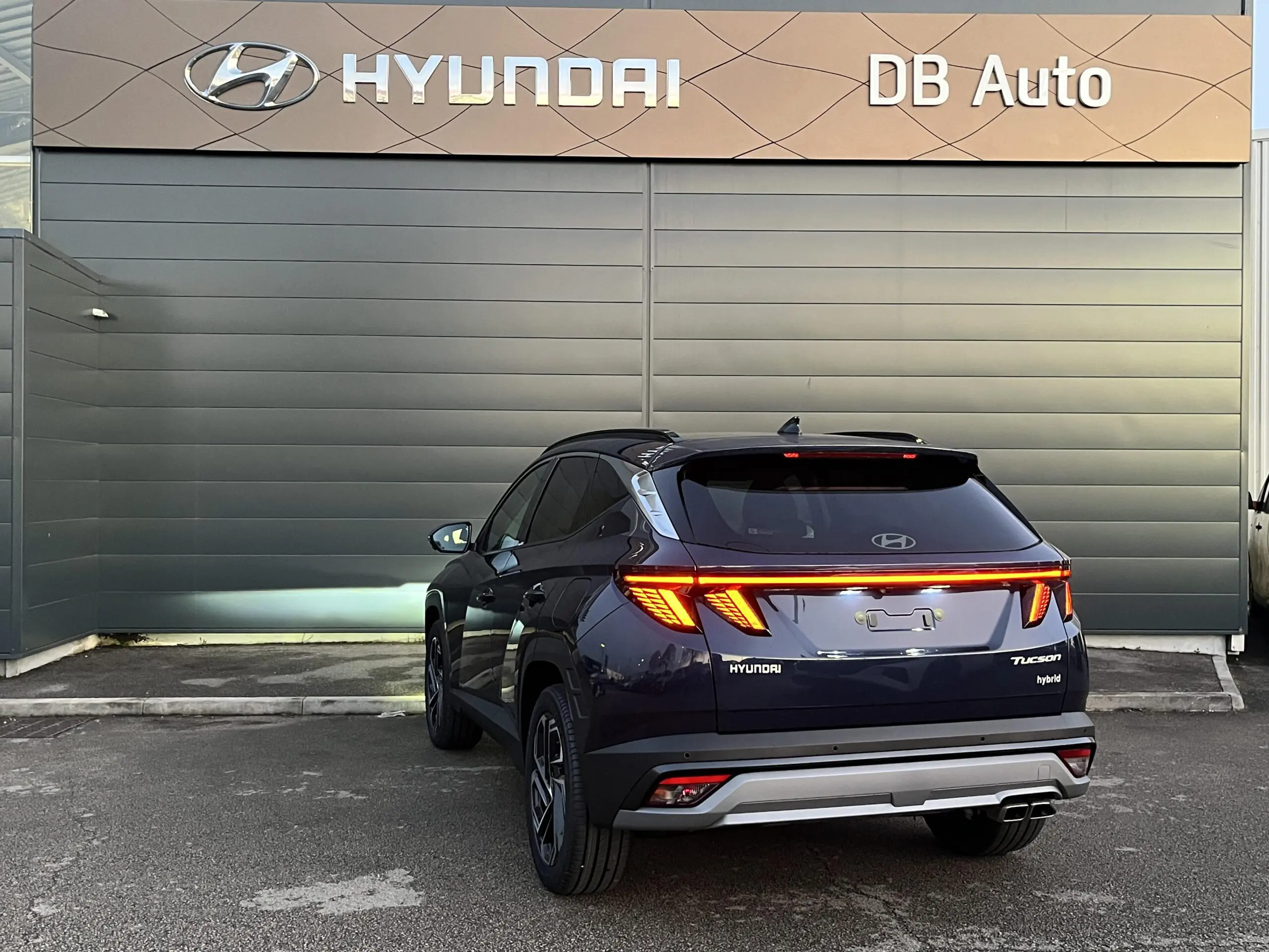 HYUNDAI_TUCSON_34-ARRIERE-GAUCHE