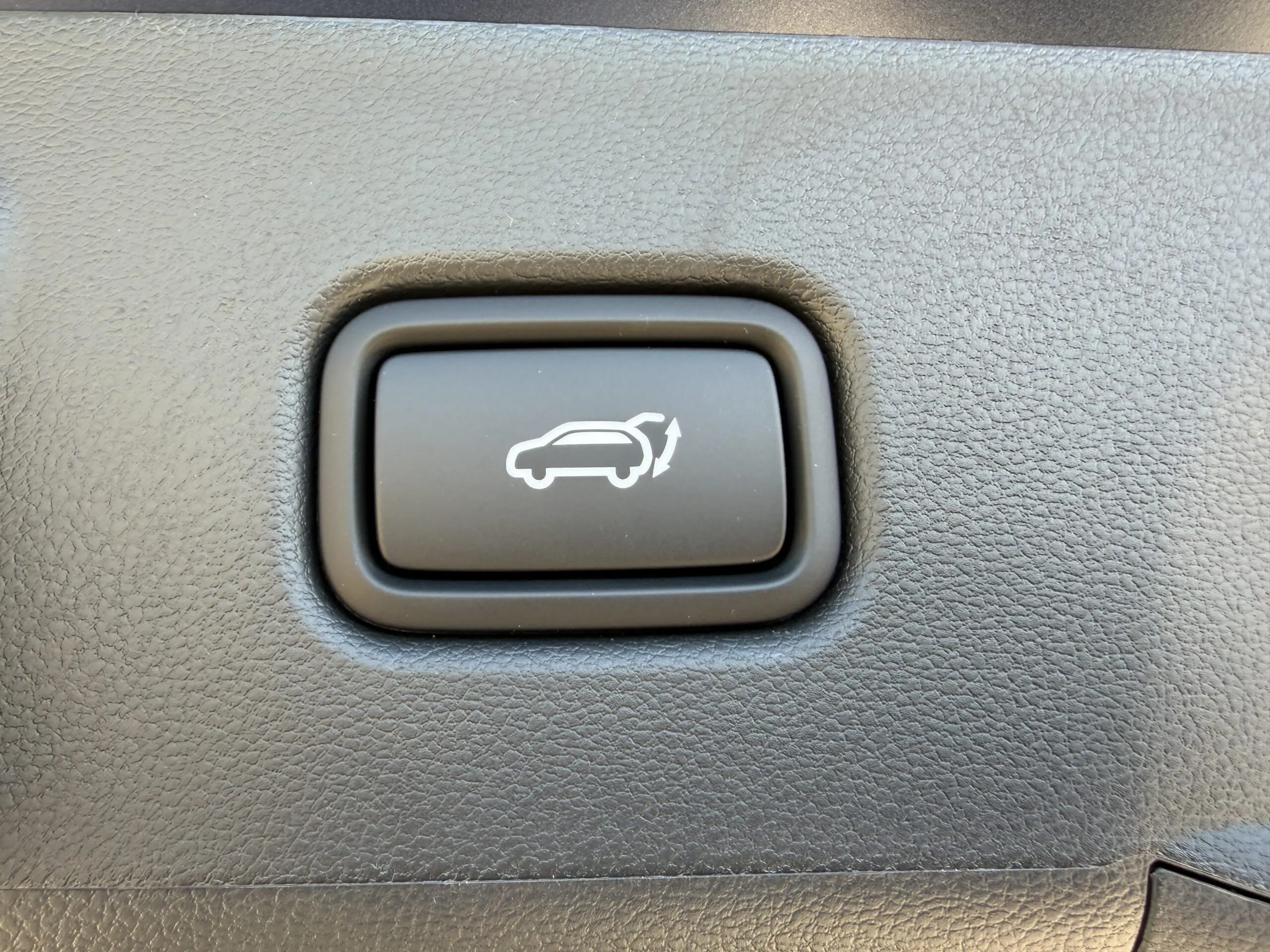 HYUNDAI_TUCSON_COMMANDE-DE-COFFRE