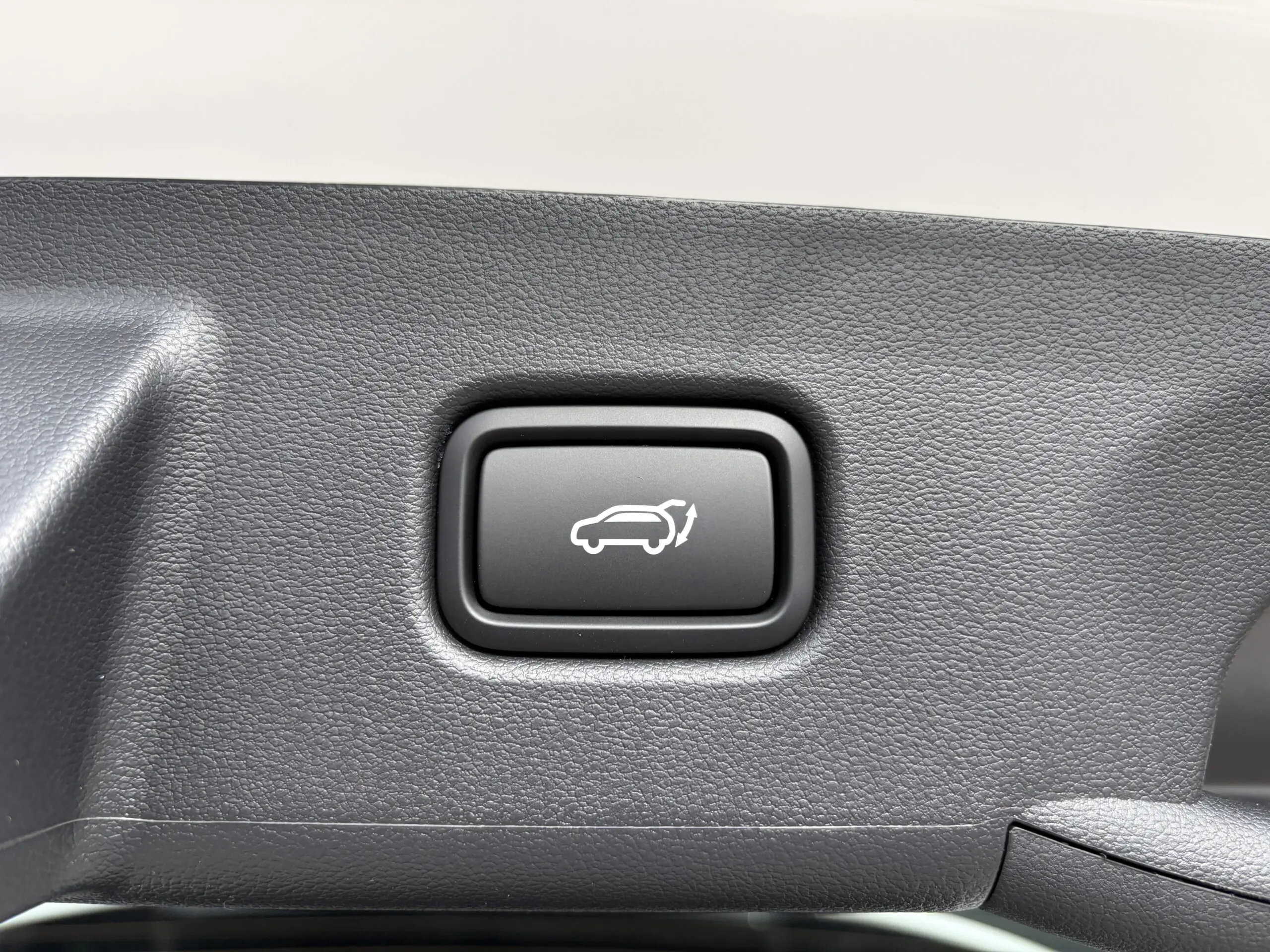 HYUNDAI_TUCSON_COMMANDE-DE-COFFRE