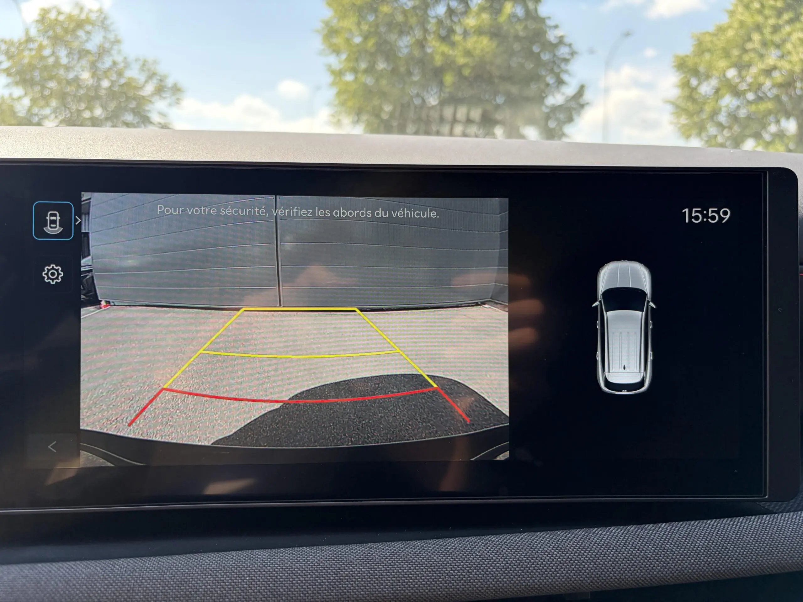 HYUNDAI_TUCSON_CONSOLE-CENTRALE-CAMERA-DE-RECUL