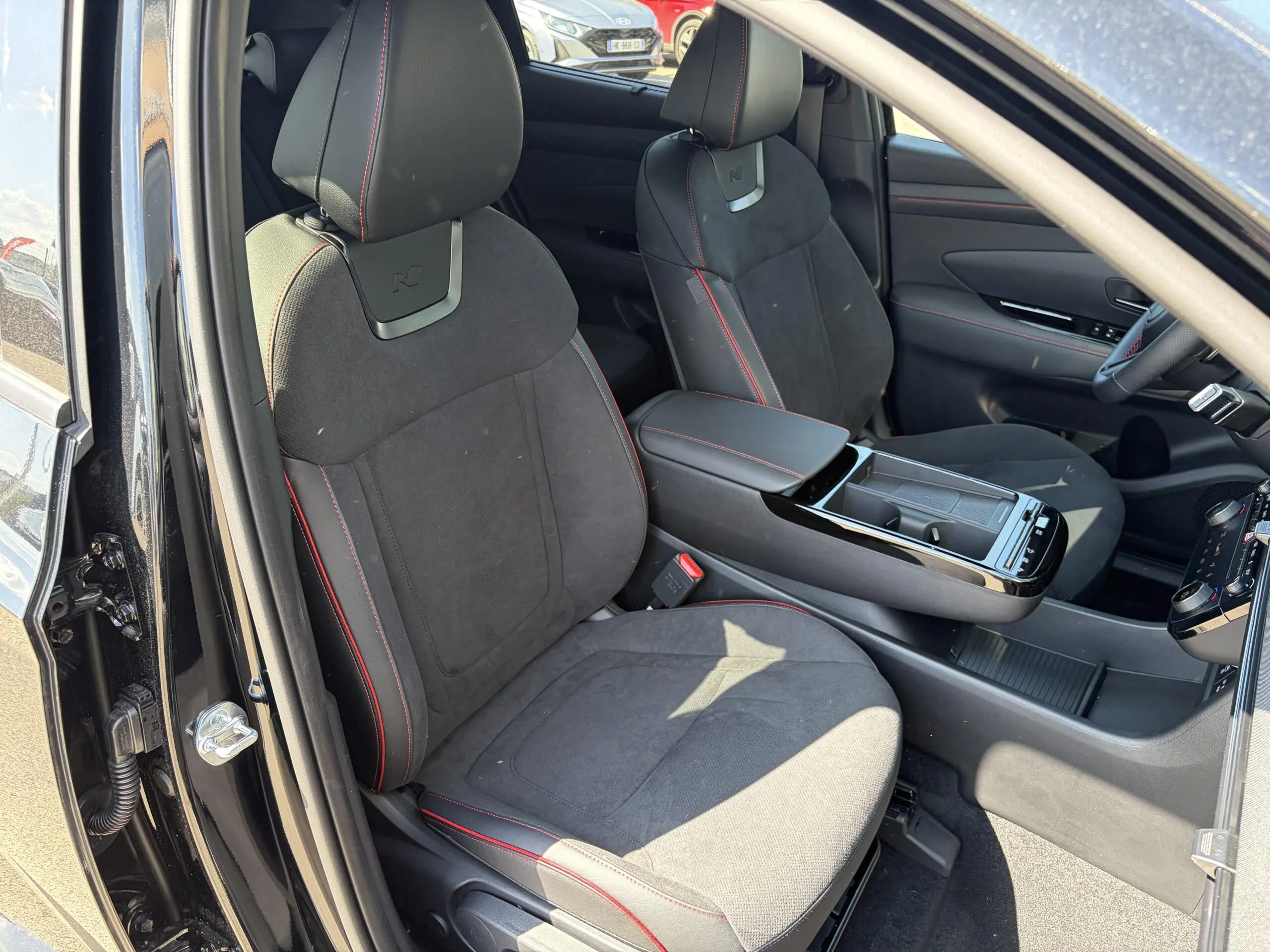 HYUNDAI_TUCSON_SIEGE-AVANT-PASSAGER