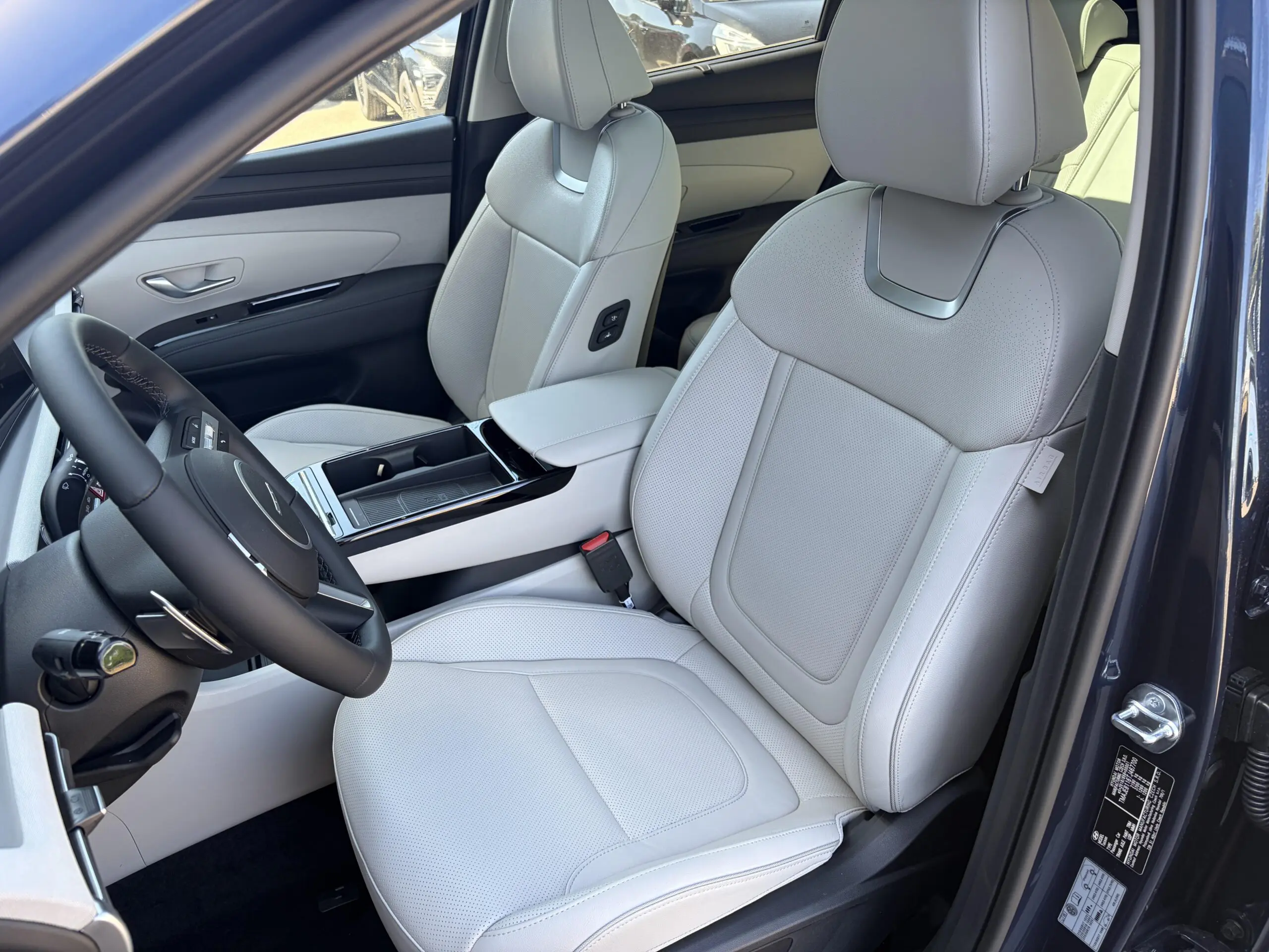 HYUNDAI_TUCSON_SIEGE-CONDUCTEUR