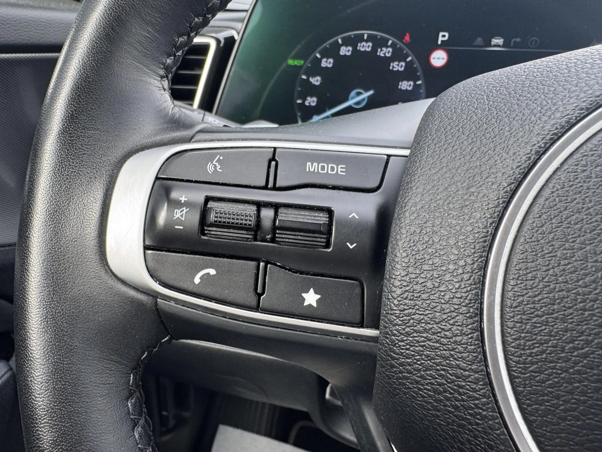 KIA_SPORTAGE