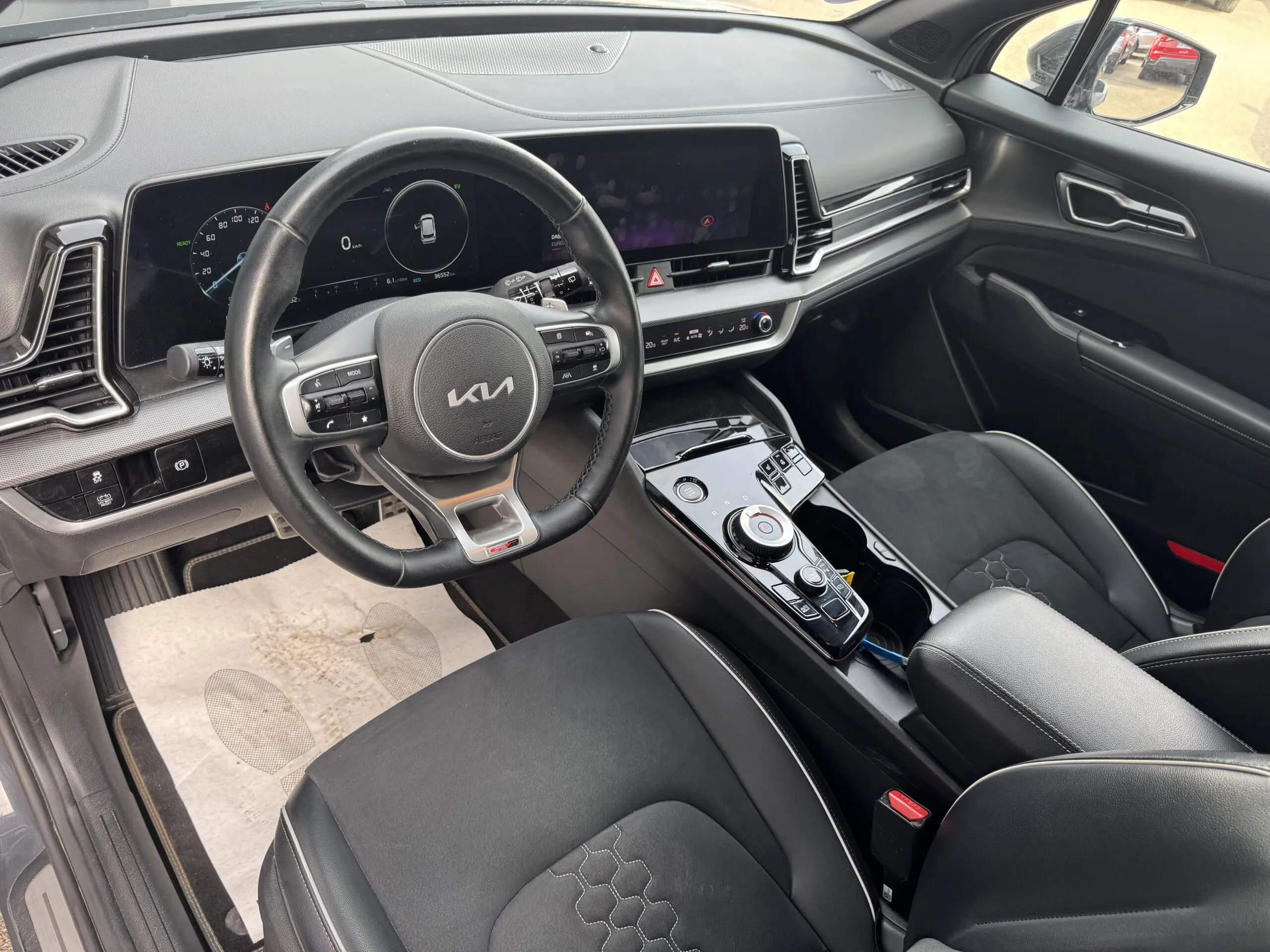 KIA_SPORTAGE