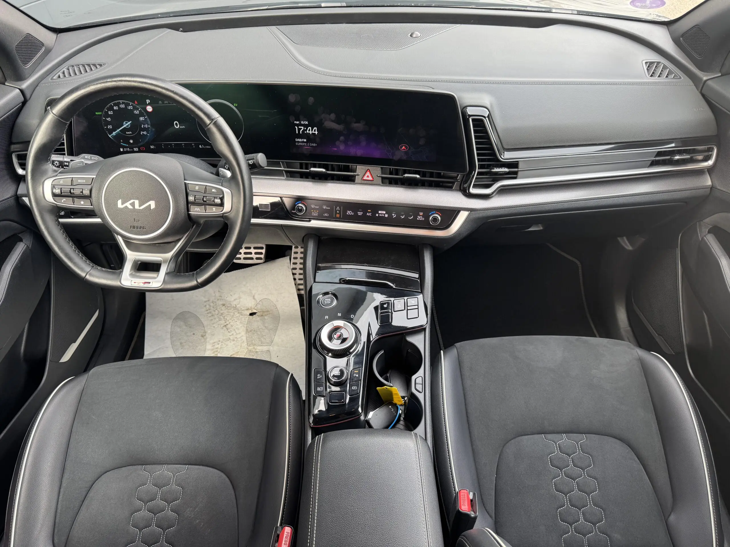 KIA_SPORTAGE