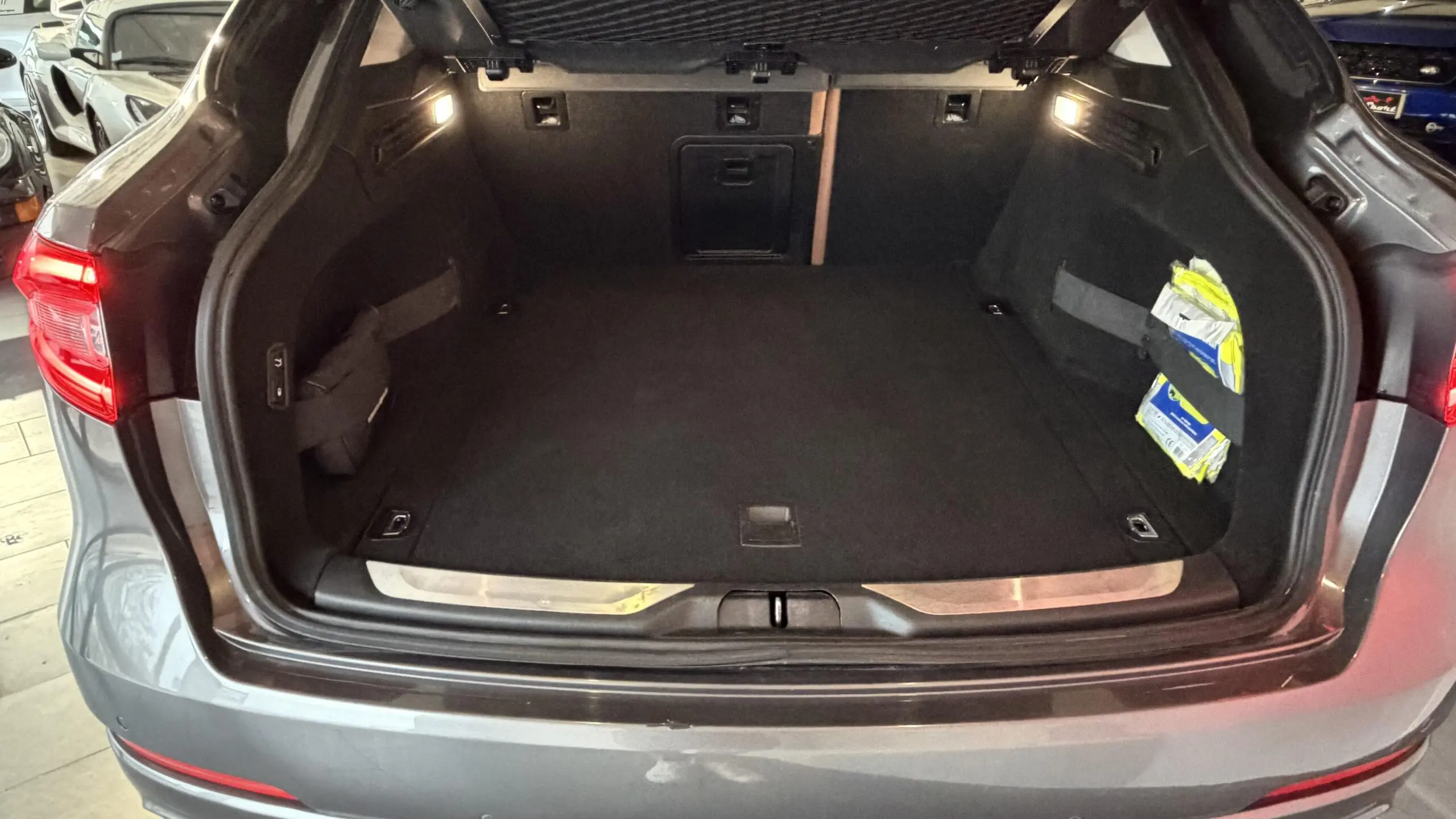 MASERATI_LEVANTE_COFFRE
