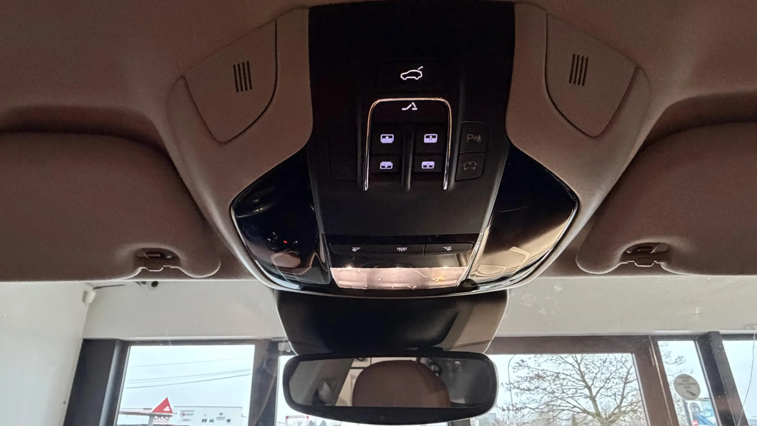 MASERATI_LEVANTE_PANNEAU-DE-PORTE-ARRIERE-DROIT