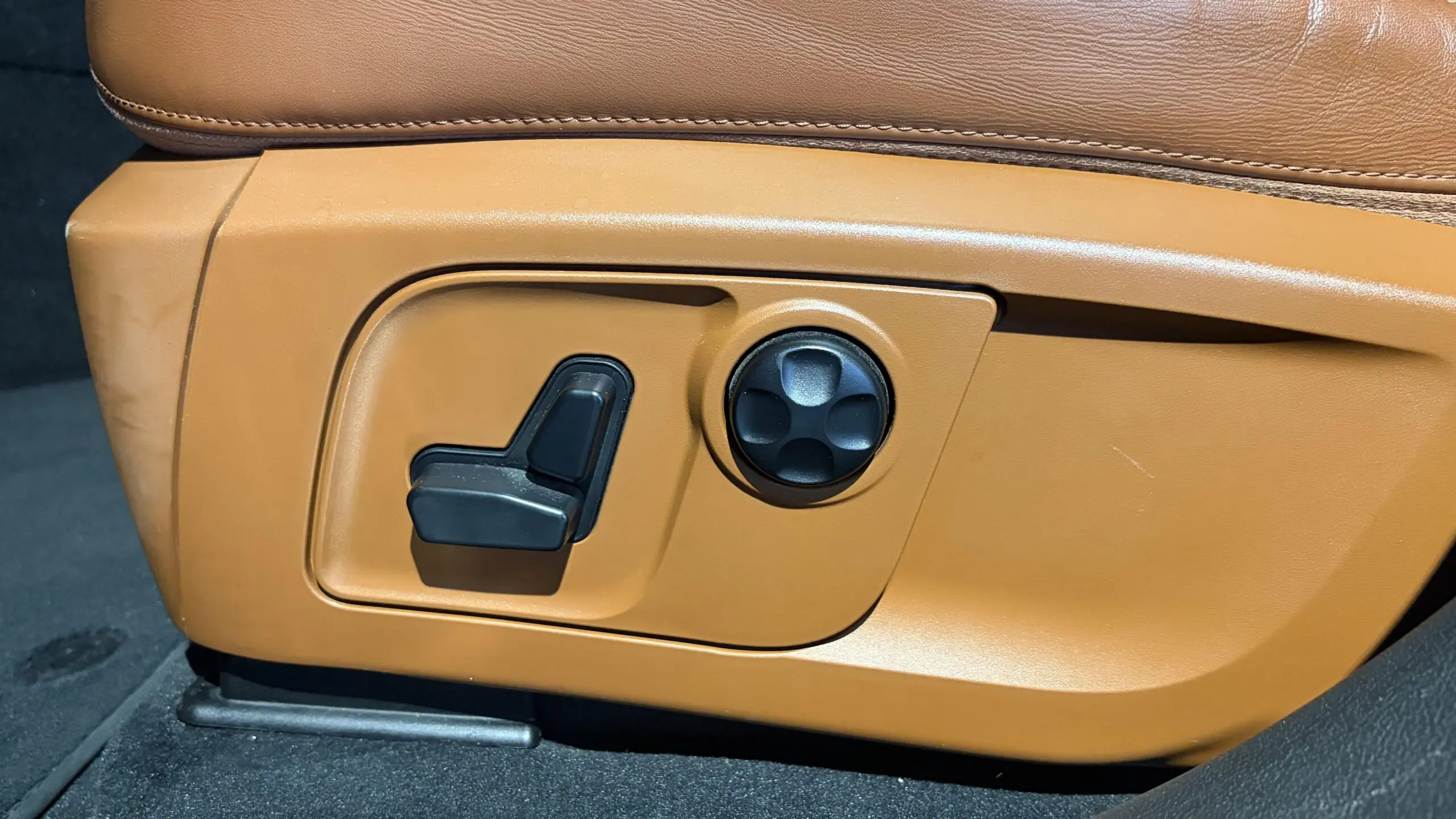 MASERATI_LEVANTE_PNEU-ARRIERE-DROIT