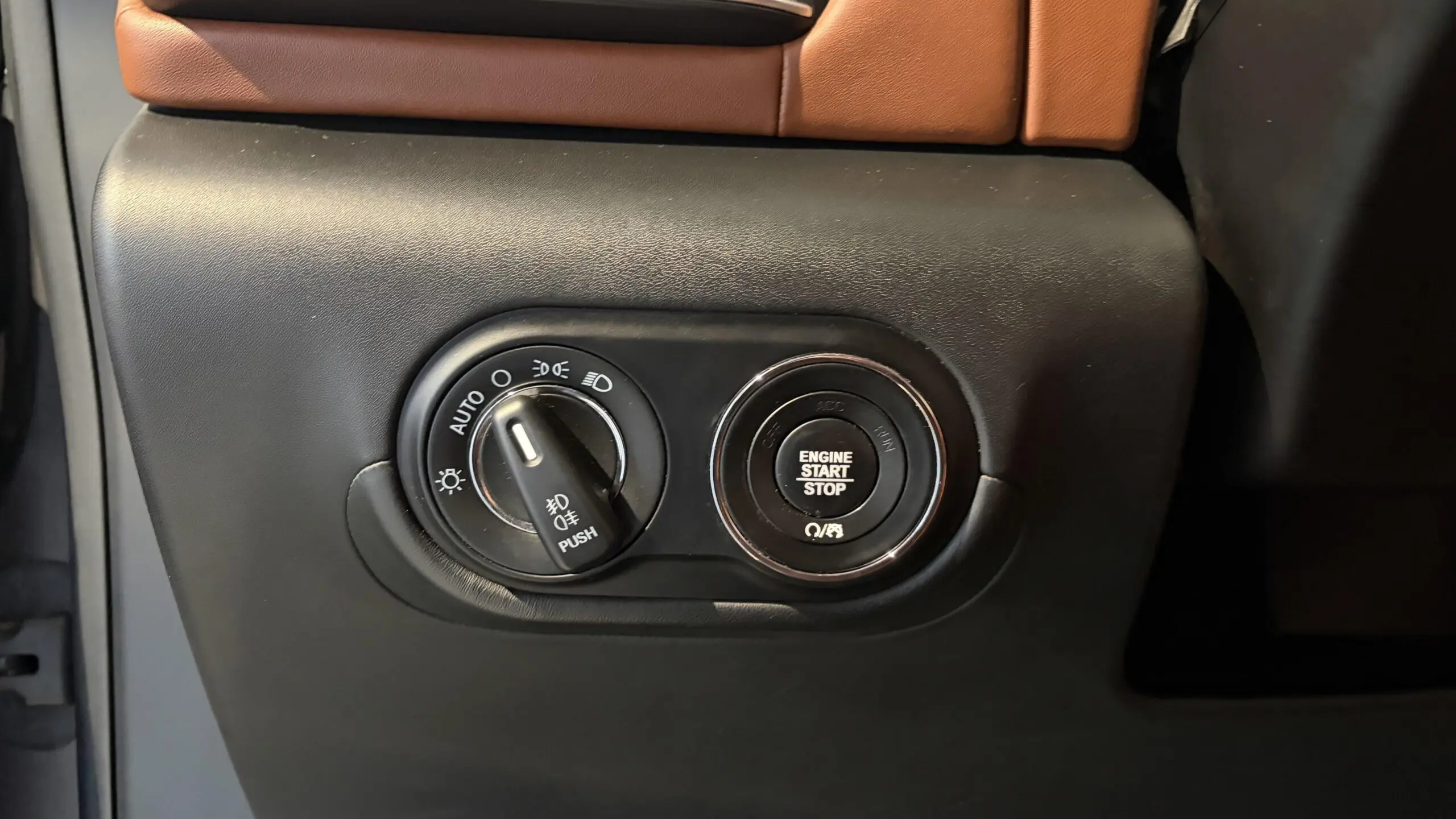 MASERATI_LEVANTE_PNEU-AVANT-DROIT