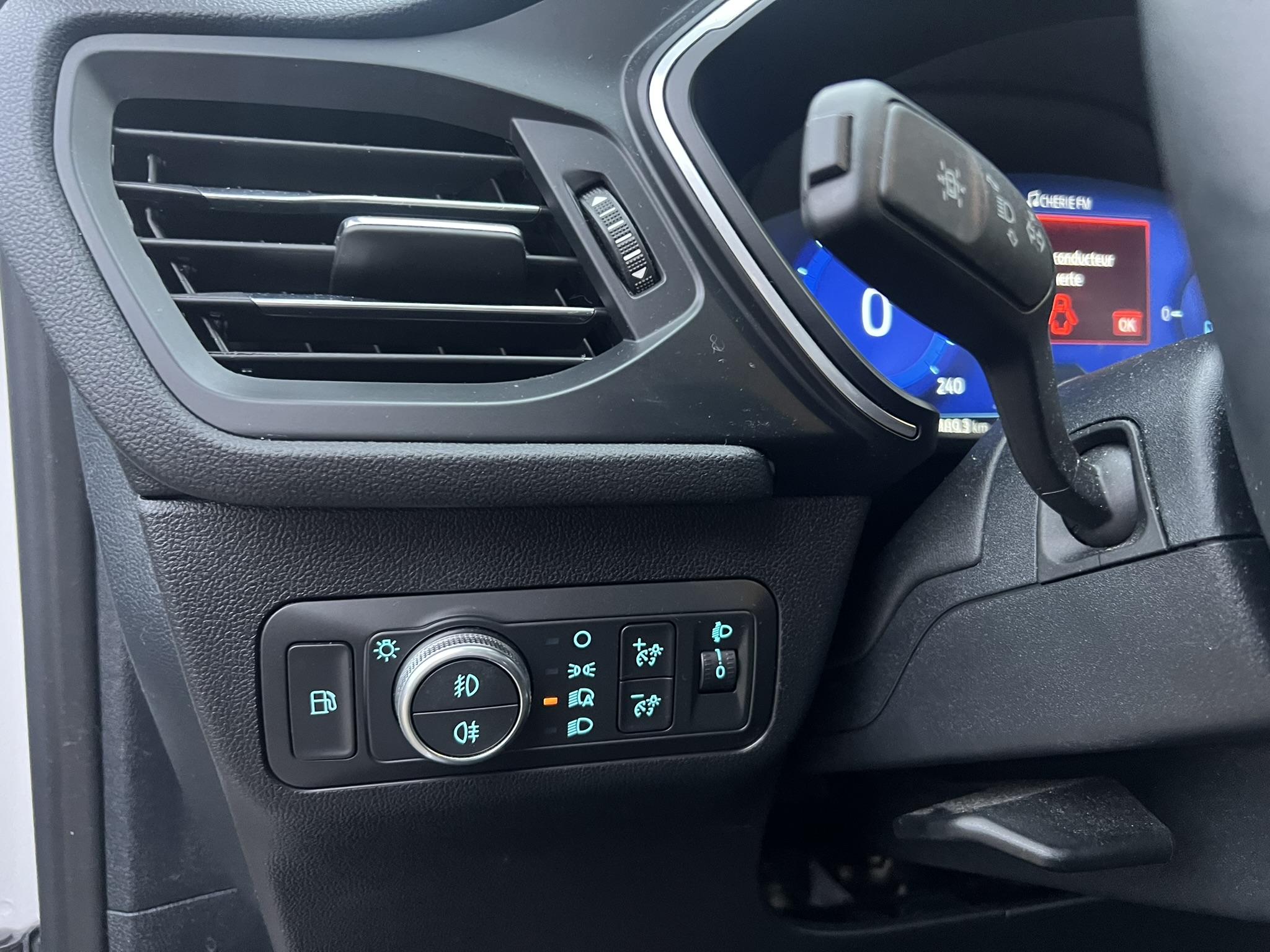 FORD_KUGA_PANNEAU-DE-PORTE-ARRIERE-DROIT