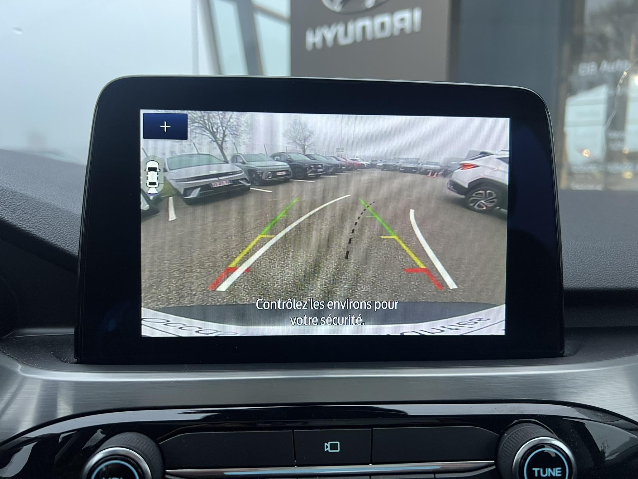 FORD_KUGA_PANNEAU-DE-PORTE-AVANT-GAUCHE