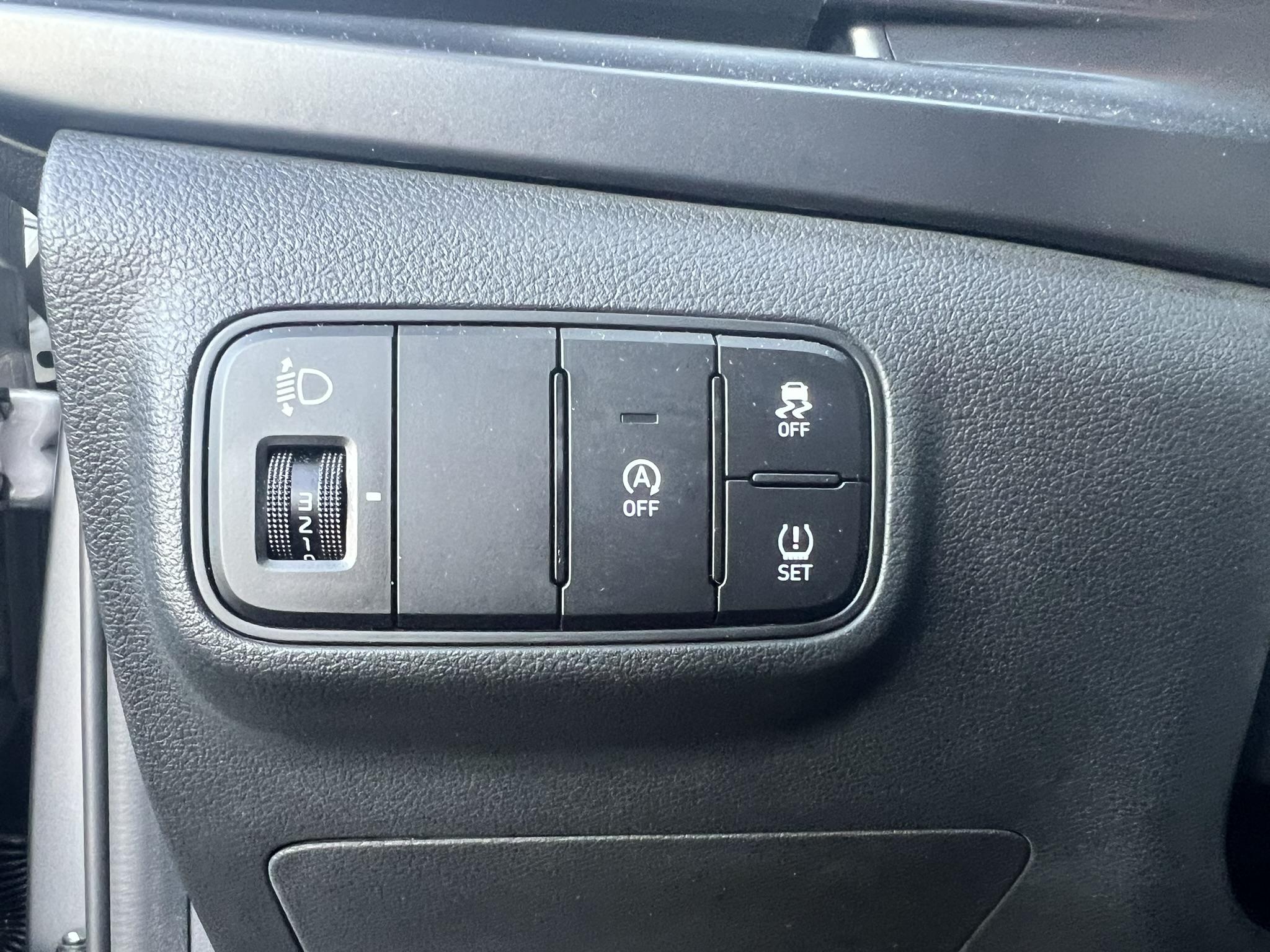 HYUNDAI_I20_CONSOLE-CENTRALE-CAMERA-DE-RECUL