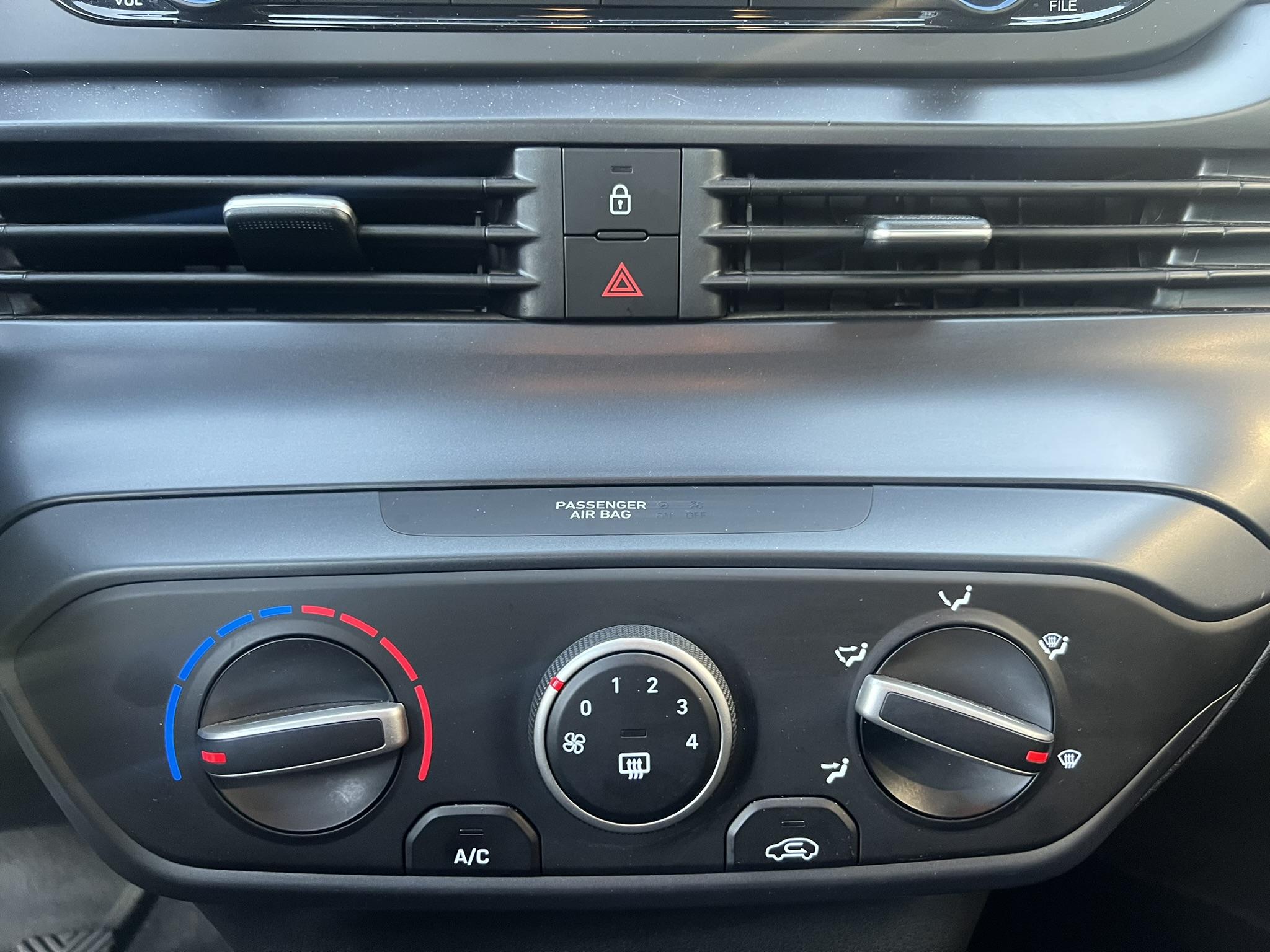 HYUNDAI_I20_JANTE-AVANT-DROITE