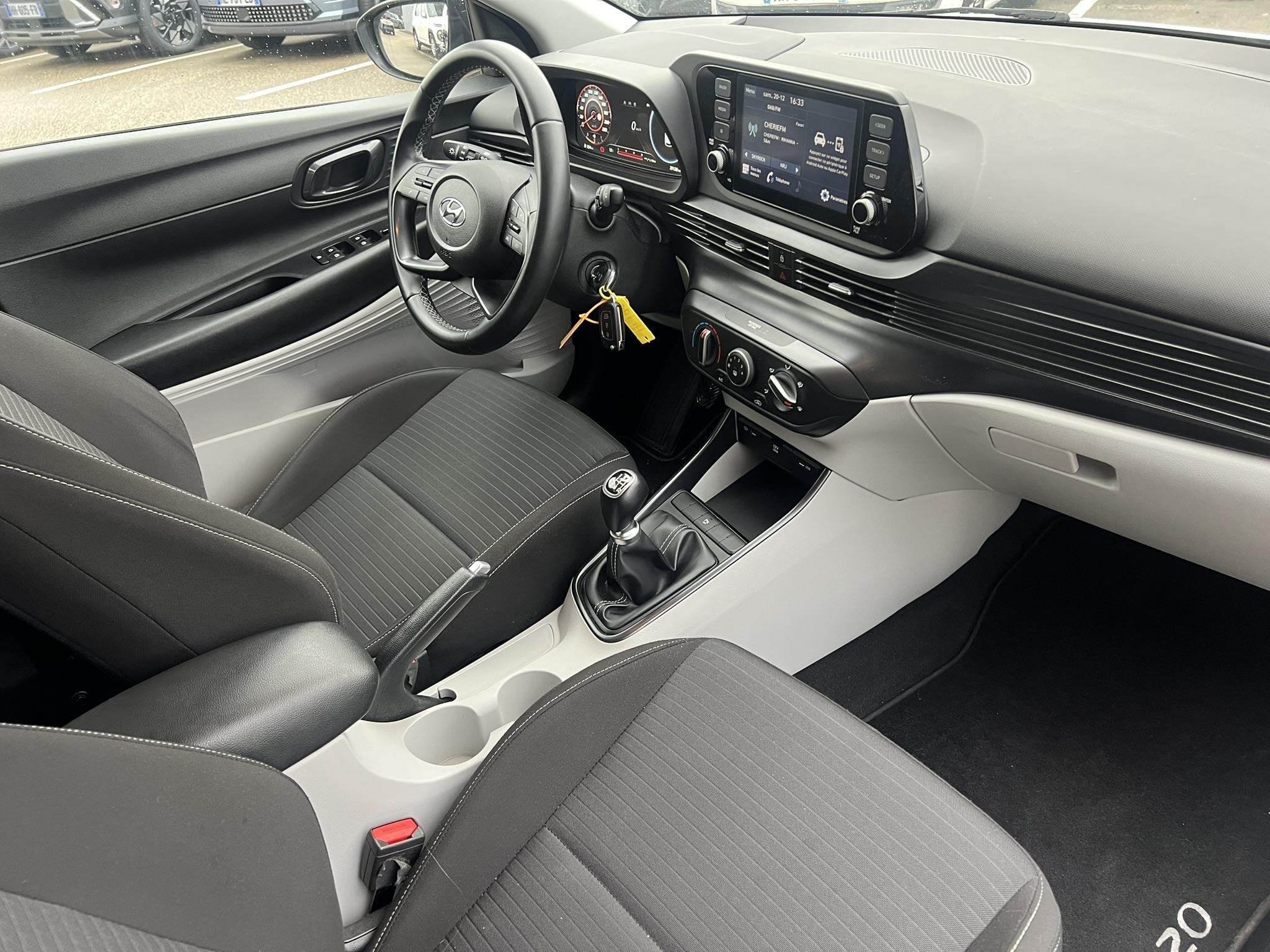 HYUNDAI_I20_JANTE-AVANT-DROITE