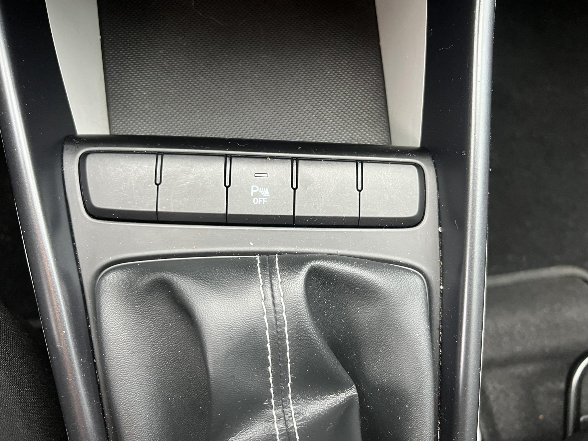 HYUNDAI_I20_SIEGE-ARRIERE-DROIT