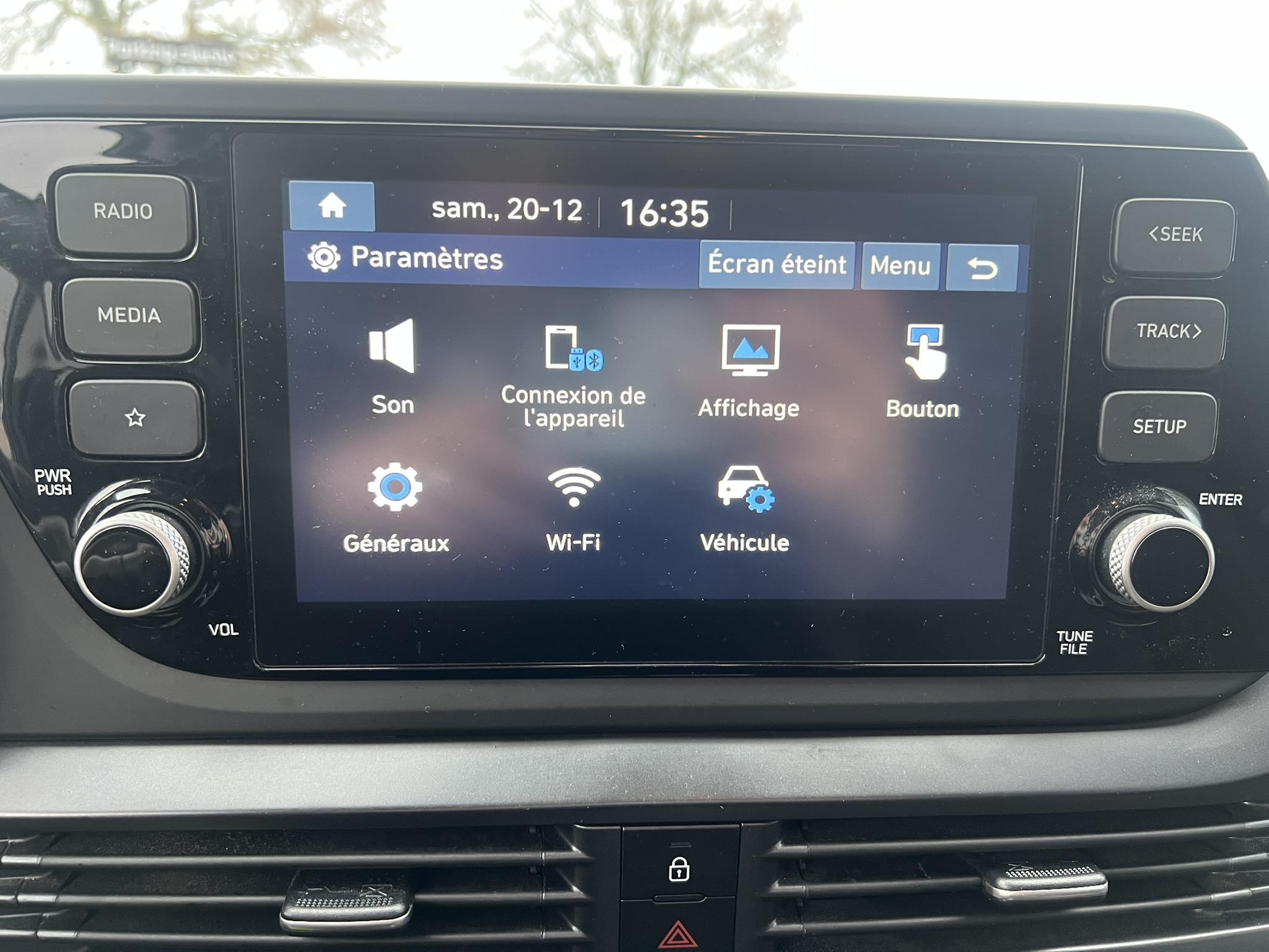 HYUNDAI_I20_SIEGE-AVANT-PASSAGER