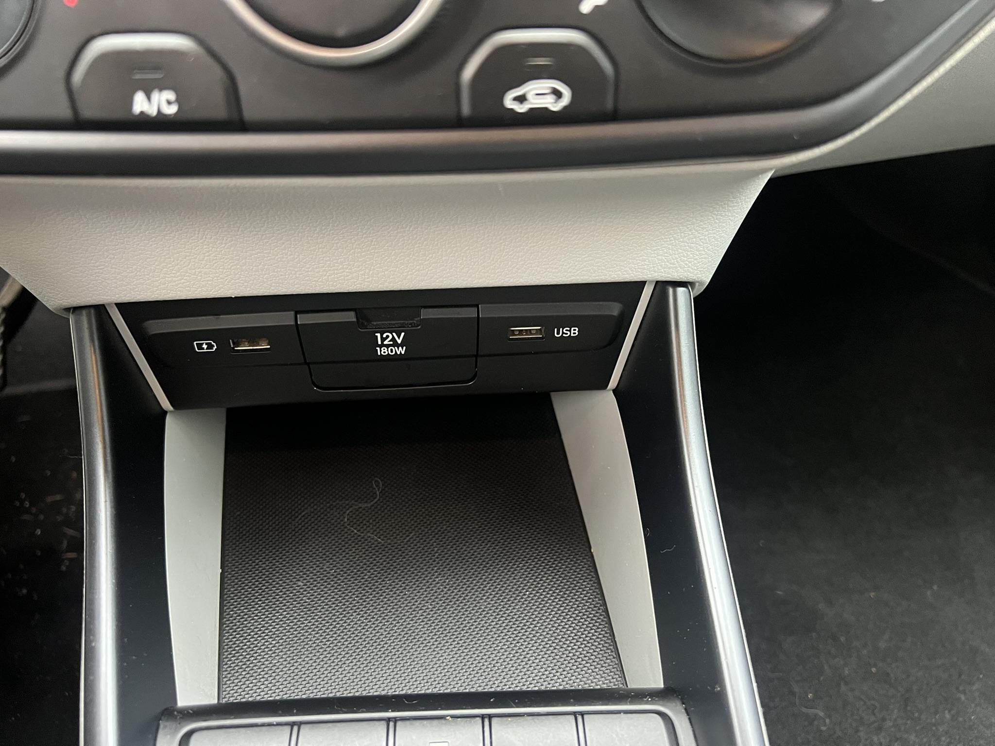 HYUNDAI_I20_SIEGE-CONDUCTEUR