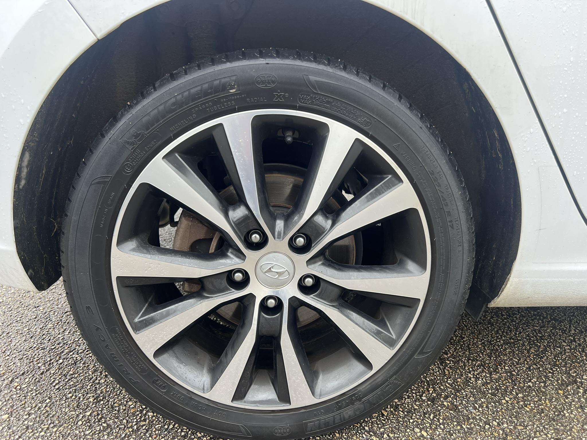 HYUNDAI_I30_FACE-AVANT