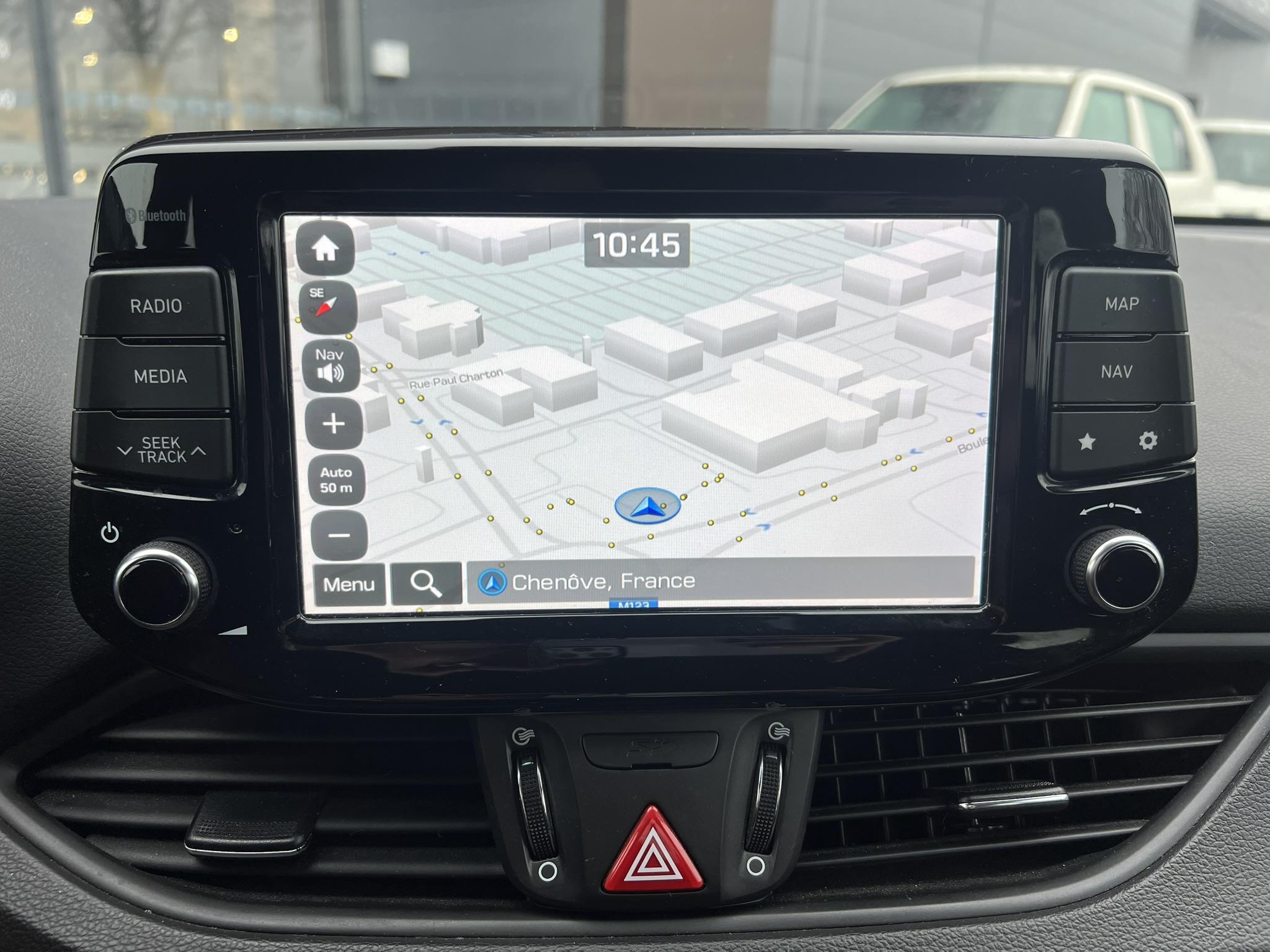 HYUNDAI_I30_POSTE-DE-PILOTAGE