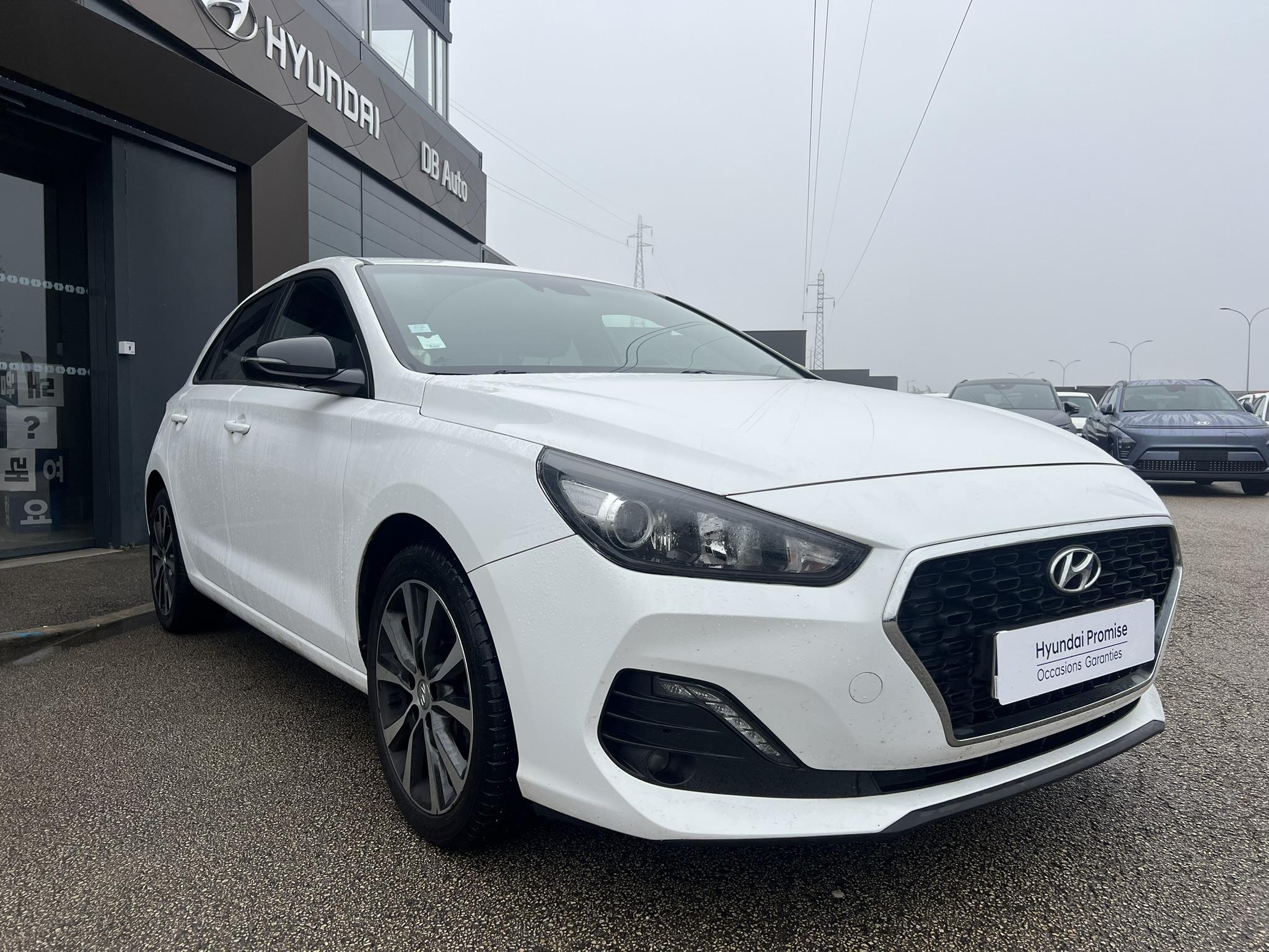 HYUNDAI_I30_PROFIL-DROIT