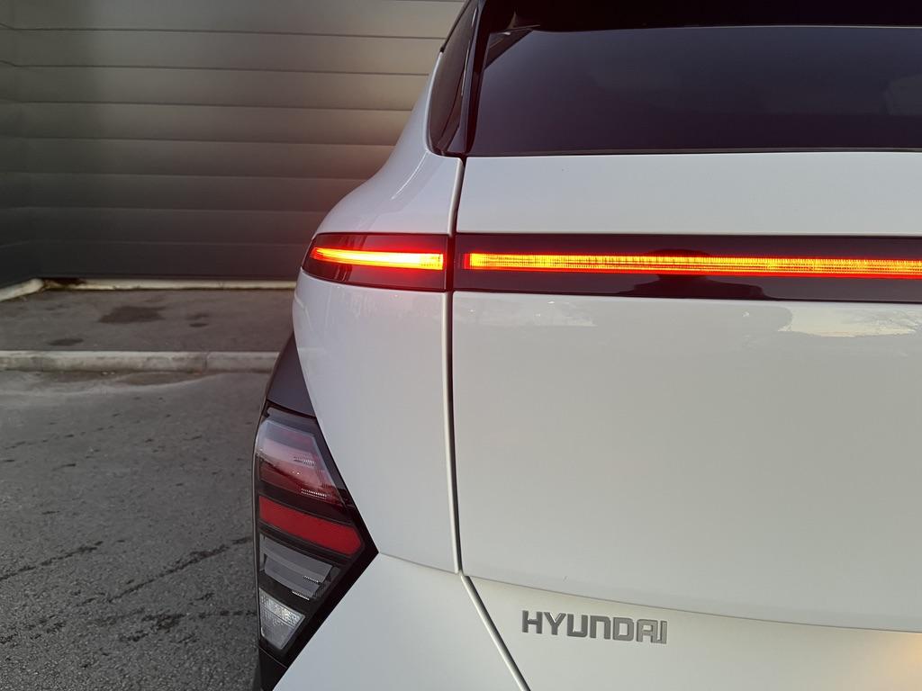 HYUNDAI_KONA