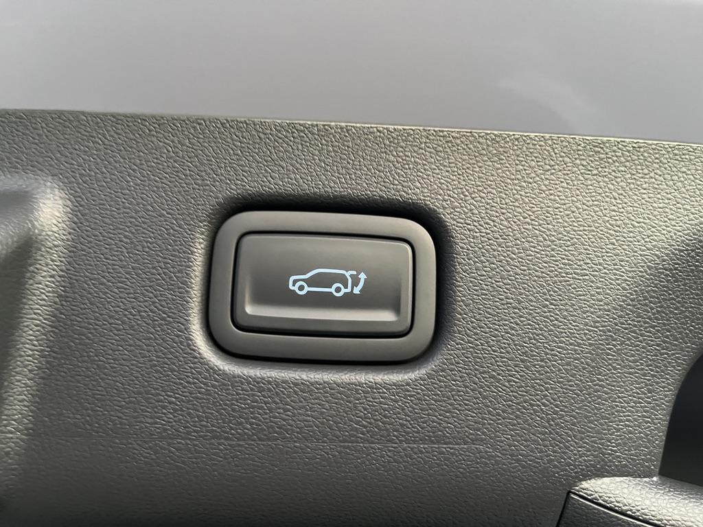 HYUNDAI_KONA_COMMANDE-DE-COFFRE